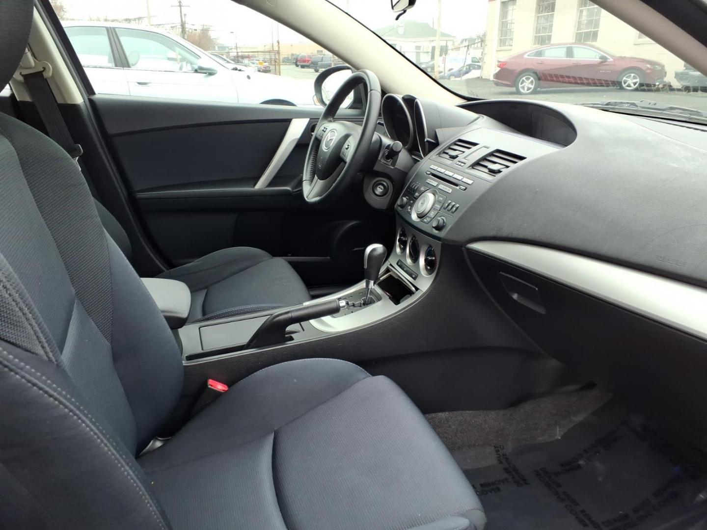 2010 Gray Mazda Mazda3 (JM1BL1S6XA1) with an 2.5L 4 Cylinder Sequential-Port F.I. engine, Automatic transmission, located at 50 Eastern Blvd., Essex, MD, 21221, (410) 686-3444, 39.304367, -76.484947 - Photo#13