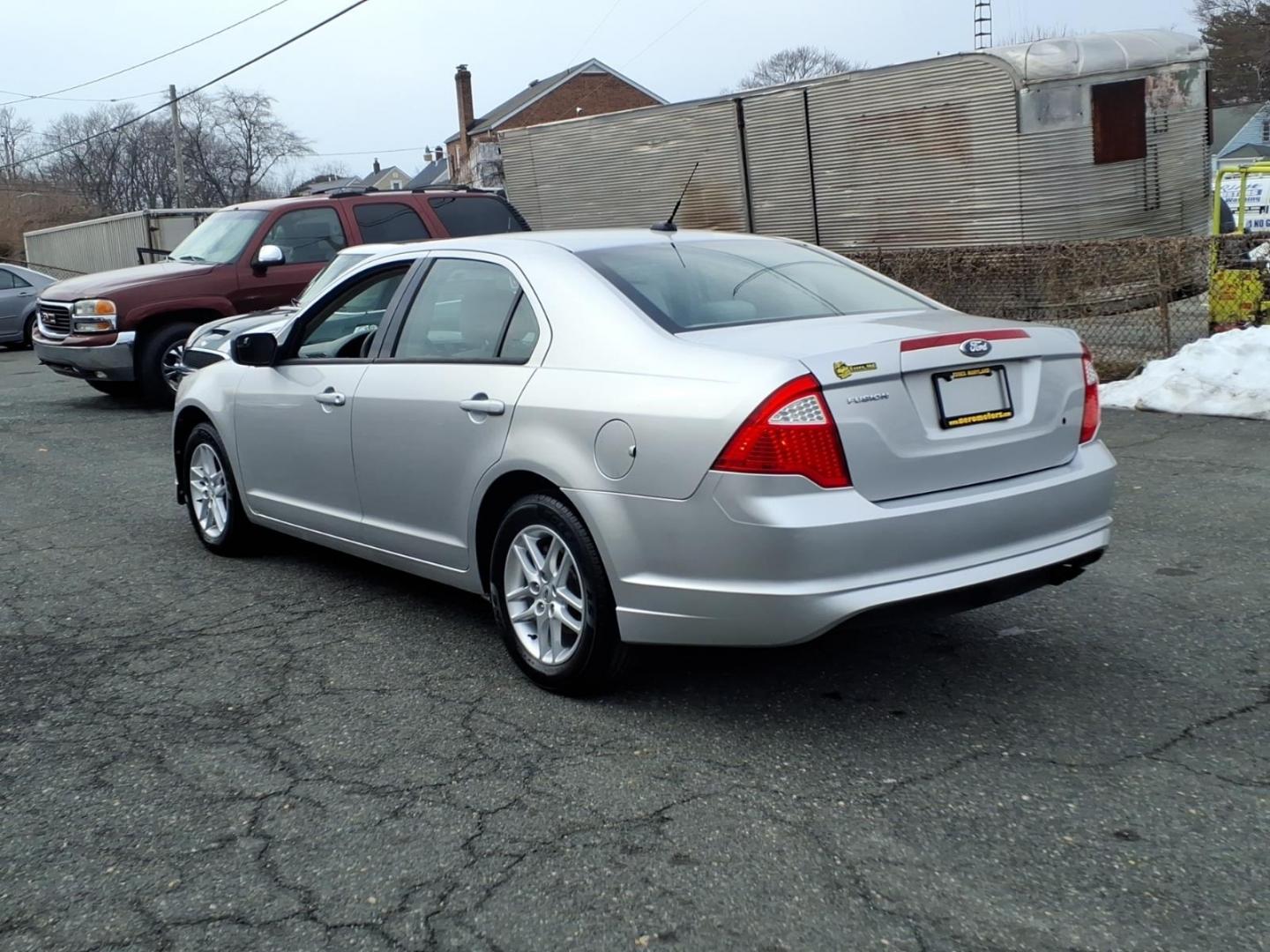 2012 Silver Ford Fusion S (3FAHP0GA3CR) with an 2.5L 2.5L I4 175hp 172ft. lbs. Sequential-Port F.I. engine, 6-Speed Automatic transmission, located at 50 Eastern Blvd., Essex, MD, 21221, (410) 686-3444, 39.304367, -76.484947 - Photo#2