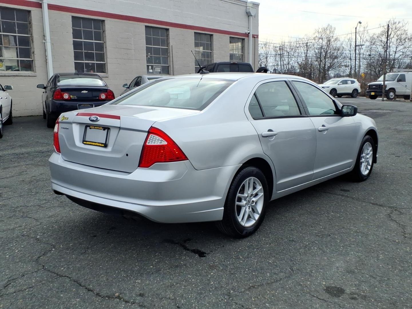 2012 Silver Ford Fusion S (3FAHP0GA3CR) with an 2.5L 2.5L I4 175hp 172ft. lbs. Sequential-Port F.I. engine, 6-Speed Automatic transmission, located at 50 Eastern Blvd., Essex, MD, 21221, (410) 686-3444, 39.304367, -76.484947 - Photo#4