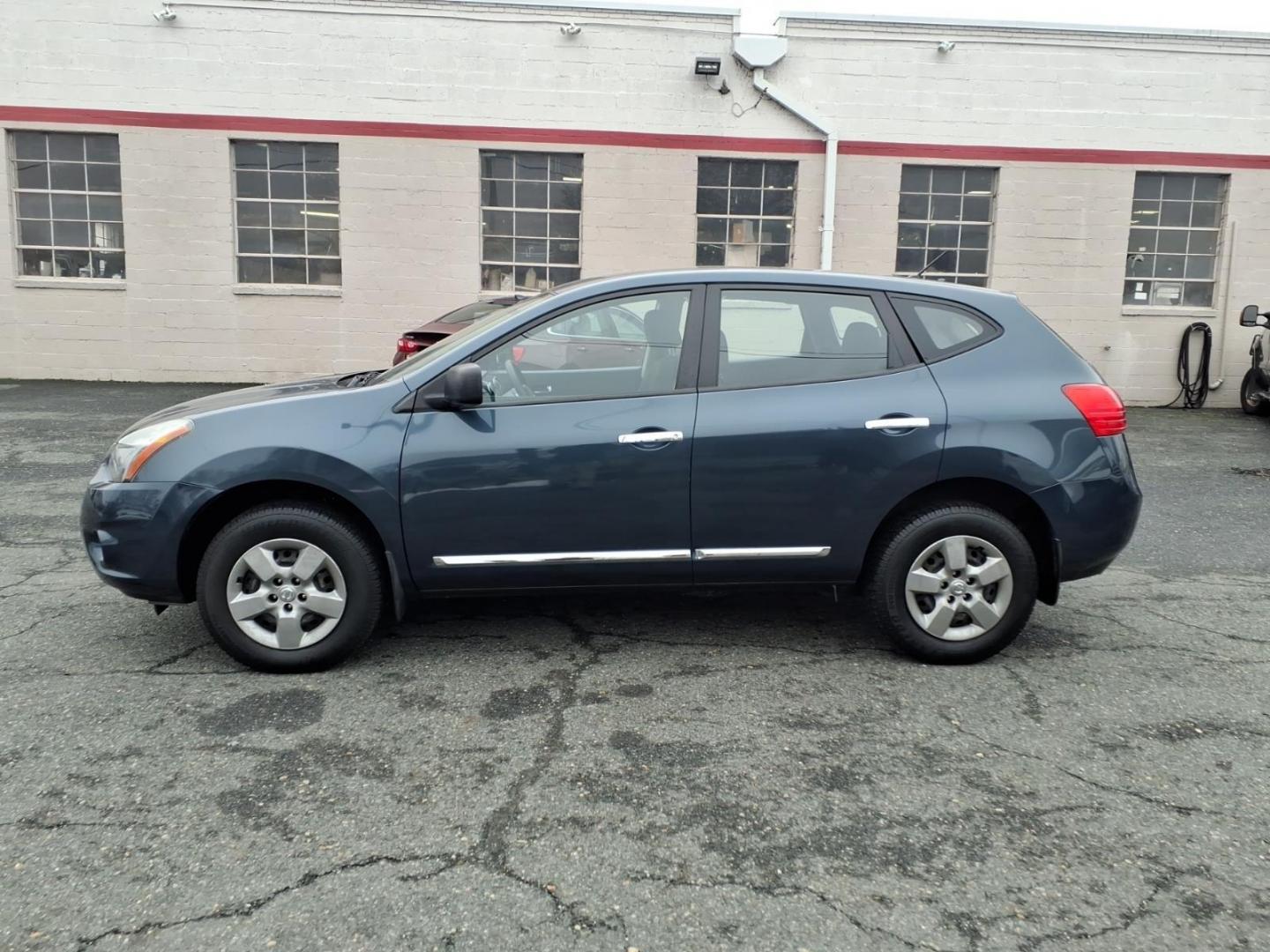 2014 Blue Nissan Rogue Select S (JN8AS5MV6EW) with an 2.5L 2.5L I4 170hp 175ft. lbs. Sequential-Port F.I. engine, CVT transmission, located at 50 Eastern Blvd., Essex, MD, 21221, (410) 686-3444, 39.304367, -76.484947 - Photo#1