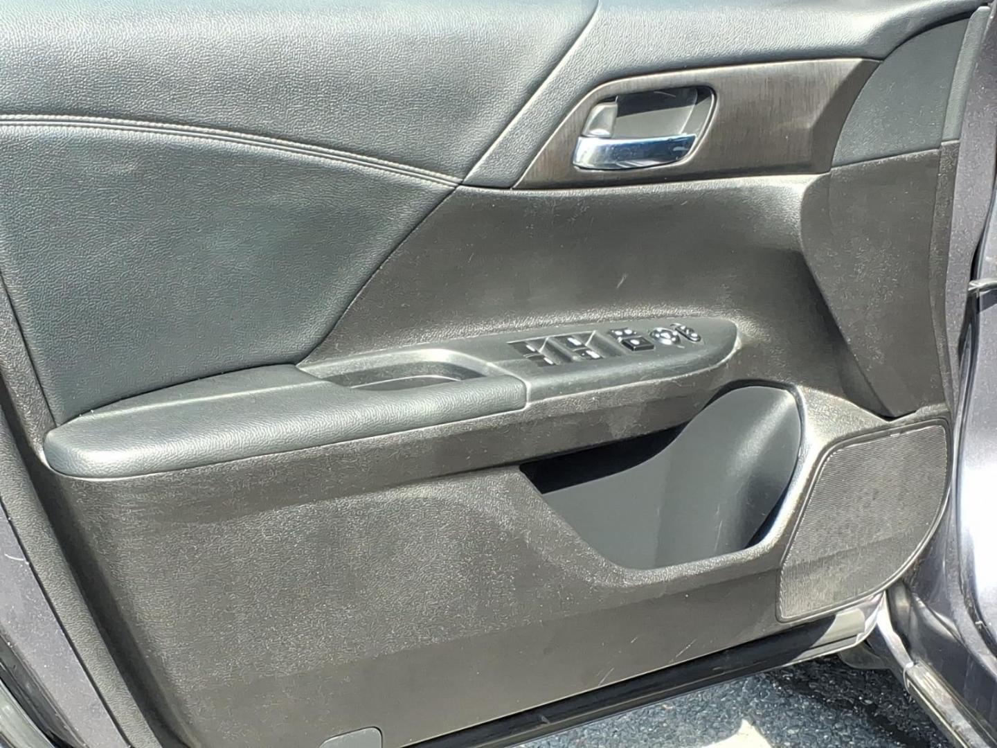 2014 Gray Honda Accord EX (1HGCR2F76EA) with an 2.4L 4 Cylinder Fuel Injected engine, Automatic transmission, located at 50 Eastern Blvd., Essex, MD, 21221, (410) 686-3444, 39.304367, -76.484947 - Photo#10