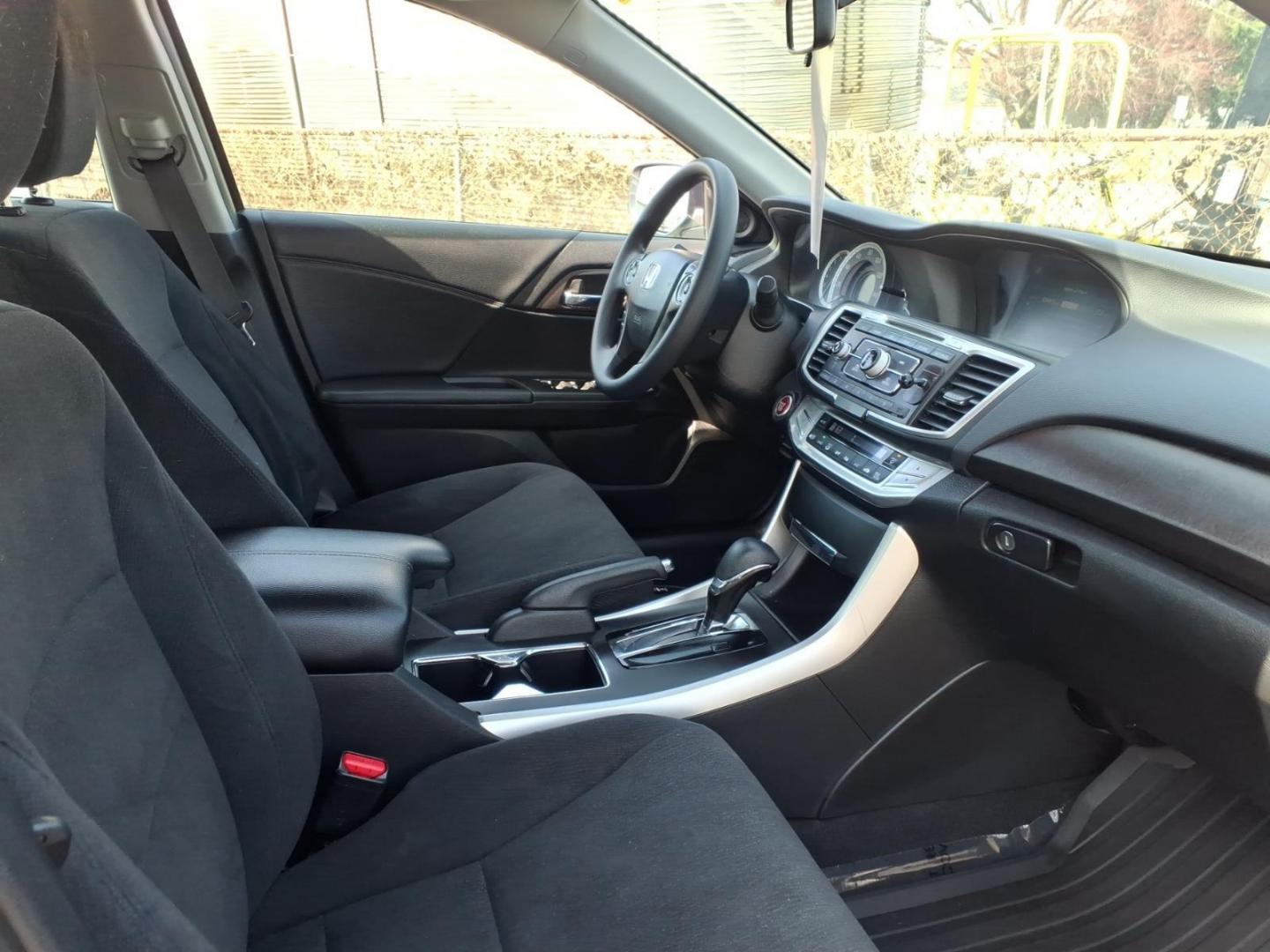 2014 Gray Honda Accord EX (1HGCR2F76EA) with an 2.4L 4 Cylinder Fuel Injected engine, Automatic transmission, located at 50 Eastern Blvd., Essex, MD, 21221, (410) 686-3444, 39.304367, -76.484947 - Photo#14