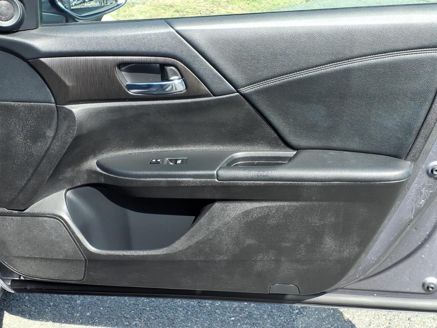 2014 Gray Honda Accord EX (1HGCR2F76EA) with an 2.4L 4 Cylinder Fuel Injected engine, Automatic transmission, located at 50 Eastern Blvd., Essex, MD, 21221, (410) 686-3444, 39.304367, -76.484947 - Photo#15