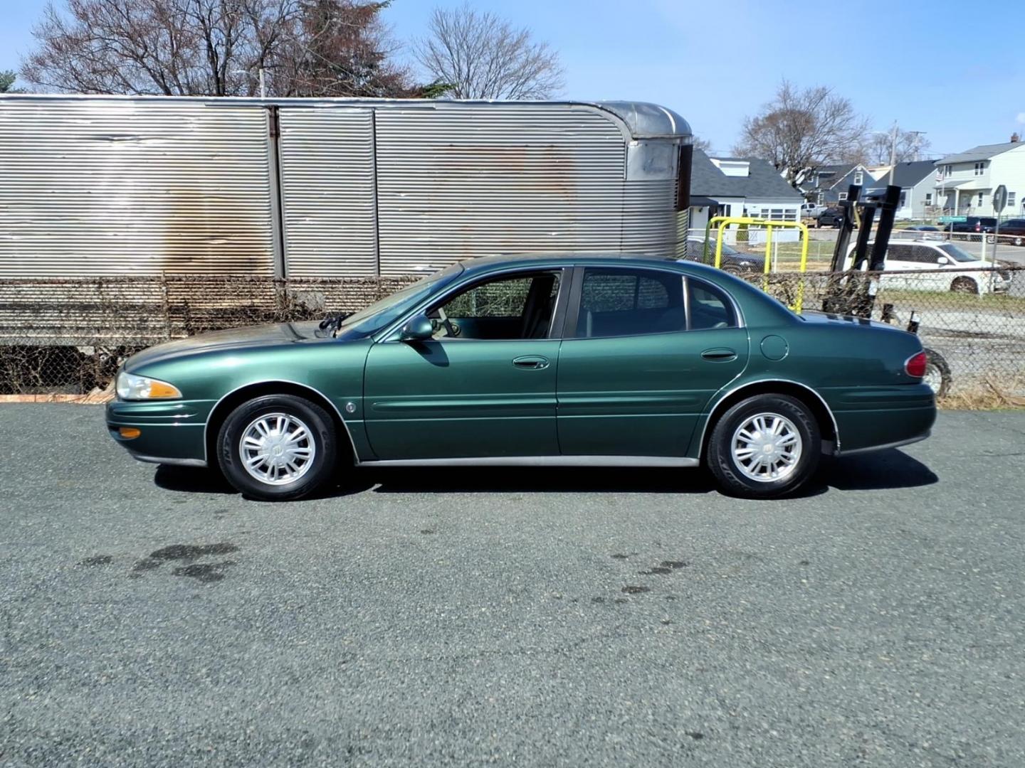2003 Green Buick LeSabre Limited (1G4HR54K53U) with an 3.8L 3.8L V6 205hp 230ft. lbs. Sequential-Port F.I. engine, 4-Speed Automatic transmission, located at 50 Eastern Blvd., Essex, MD, 21221, (410) 686-3444, 39.304367, -76.484947 - Photo#1