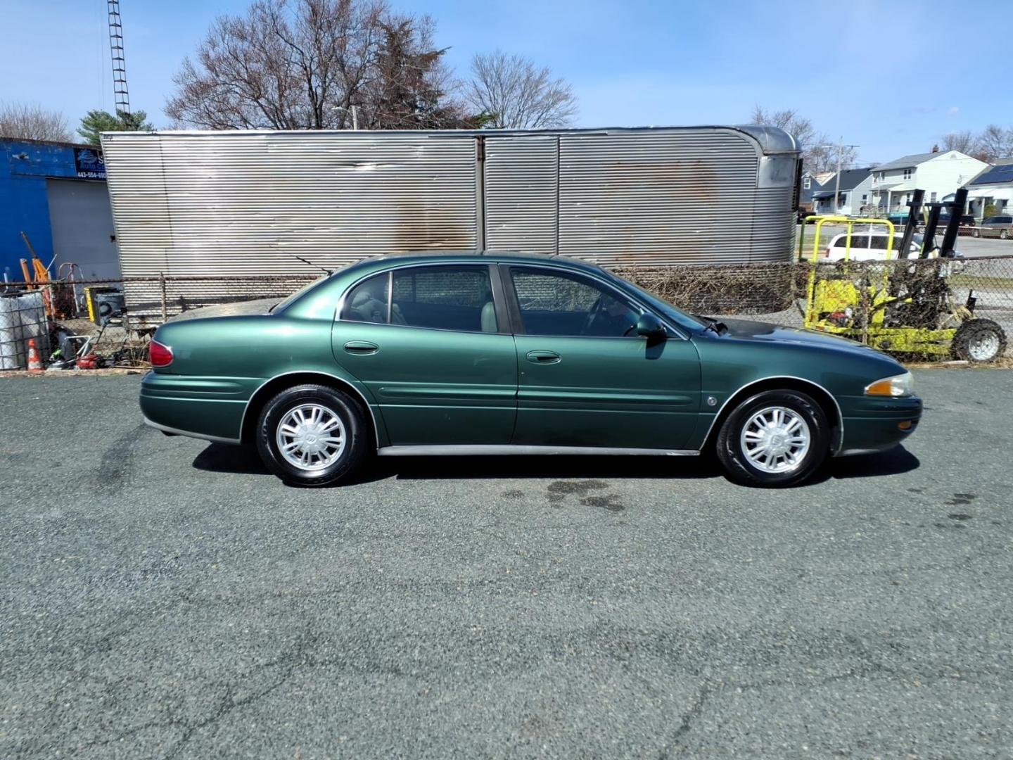 2003 Green Buick LeSabre Limited (1G4HR54K53U) with an 3.8L 3.8L V6 205hp 230ft. lbs. Sequential-Port F.I. engine, 4-Speed Automatic transmission, located at 50 Eastern Blvd., Essex, MD, 21221, (410) 686-3444, 39.304367, -76.484947 - Photo#5