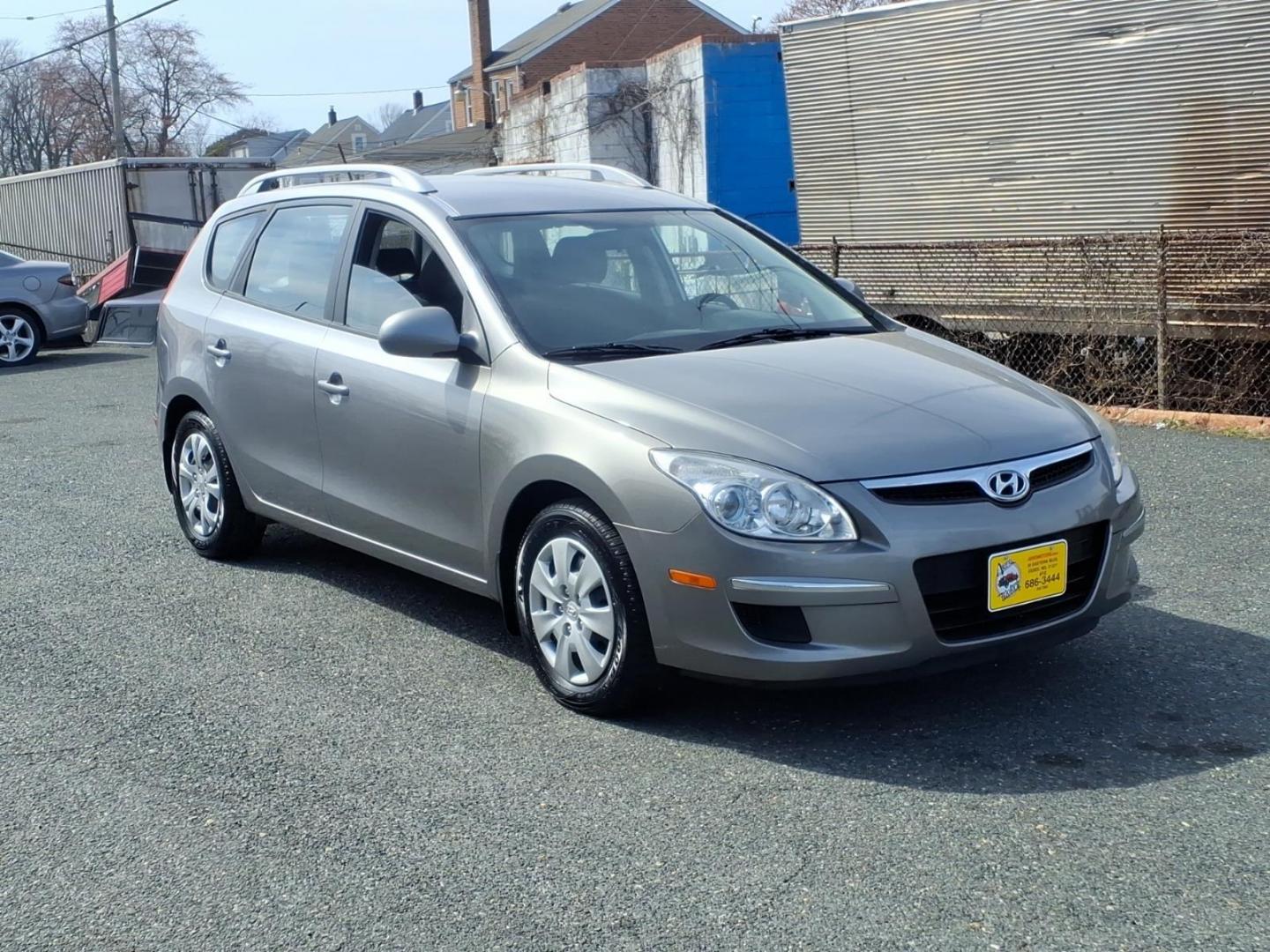 2011 Grey Hyundai ELANTRA Touring Touring (KMHDC8AE4BU) with an 2.0L 4 Cylinder Sequential-Port F.I. engine, Automatic transmission, located at 50 Eastern Blvd., Essex, MD, 21221, (410) 686-3444, 39.304367, -76.484947 - Photo#6