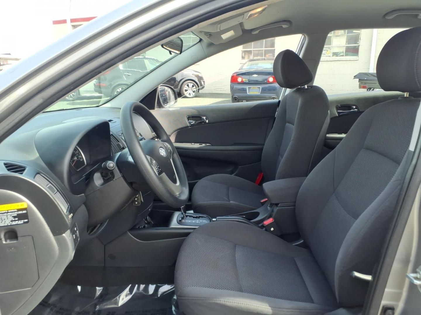 2011 Grey Hyundai ELANTRA Touring Touring (KMHDC8AE4BU) with an 2.0L 4 Cylinder Sequential-Port F.I. engine, Automatic transmission, located at 50 Eastern Blvd., Essex, MD, 21221, (410) 686-3444, 39.304367, -76.484947 - Photo#7