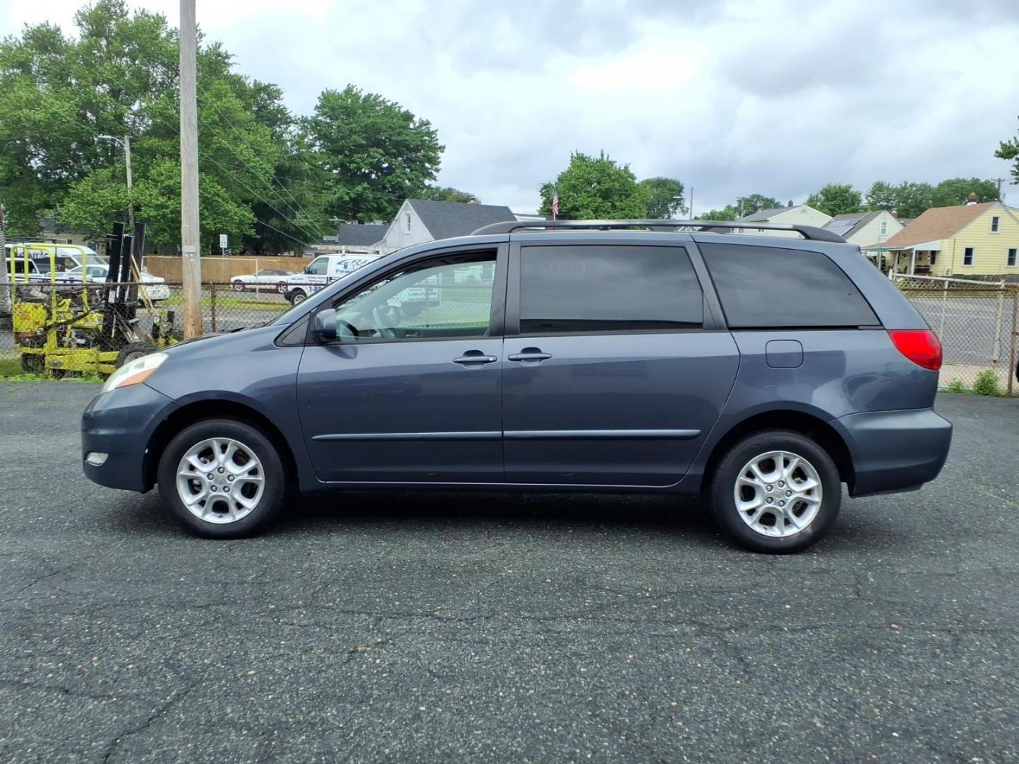 2006 Blue Mirage Metallic Toyota Sienna XLE Limited 7 Passenger (5TDBA22C06S) with an 3.3L 3L NA V6 double overhead cam (DOHC) 24V Fuel Injected engine, 5-Speed Automatic transmission, located at 50 Eastern Blvd., Essex, MD, 21221, (410) 686-3444, 39.304367, -76.484947 - Photo#1