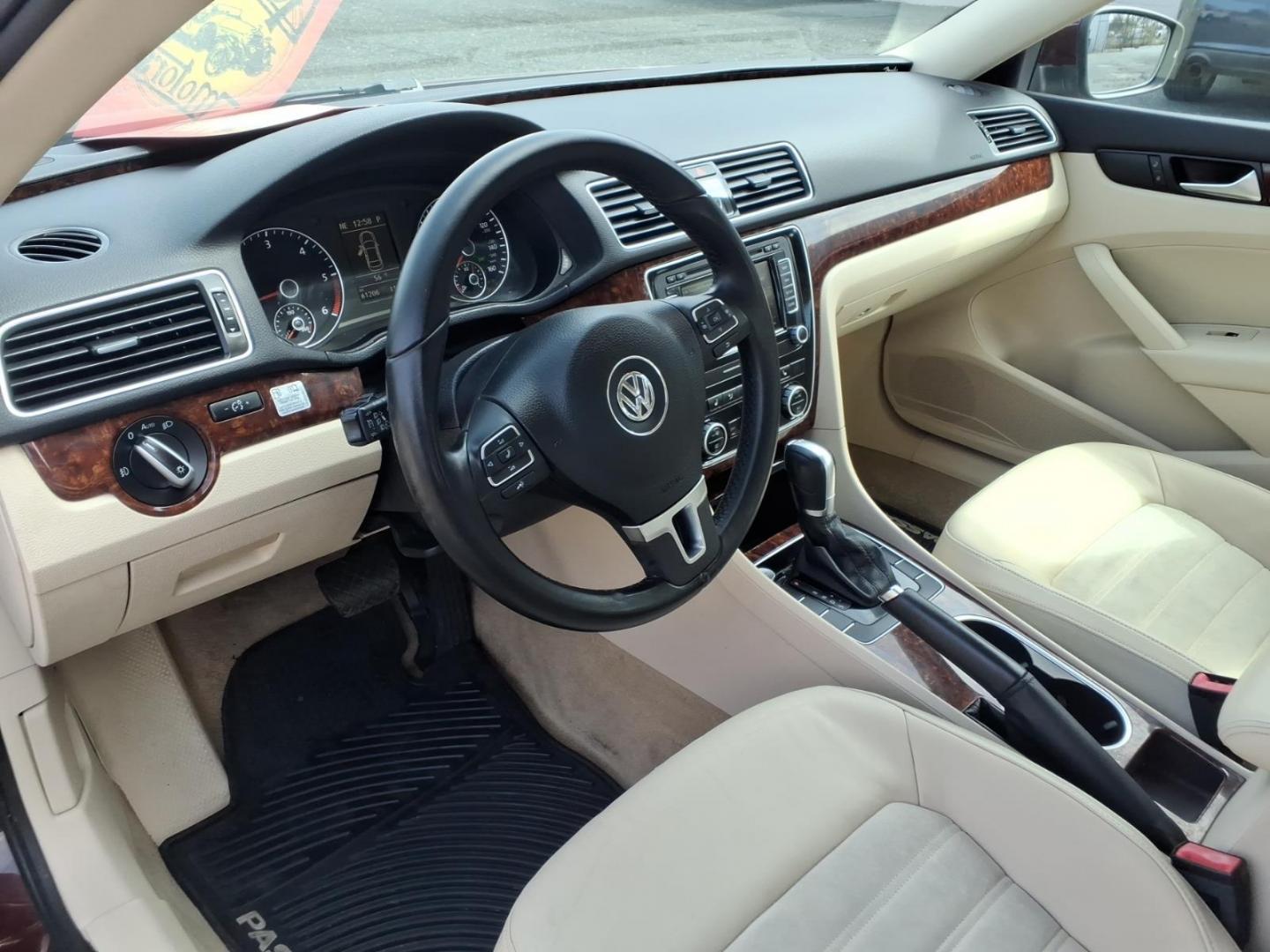 2013 Burgundy Volkswagen Passat TDI SEL Premium (1VWCN7A33DC) with an 2.0L 2.0L Diesel Turbo I4 140hp 236ft. lbs. Turbo Diesel engine, 6-Speed Double Clutch transmission, located at 50 Eastern Blvd., Essex, MD, 21221, (410) 686-3444, 39.304367, -76.484947 - Photo#6