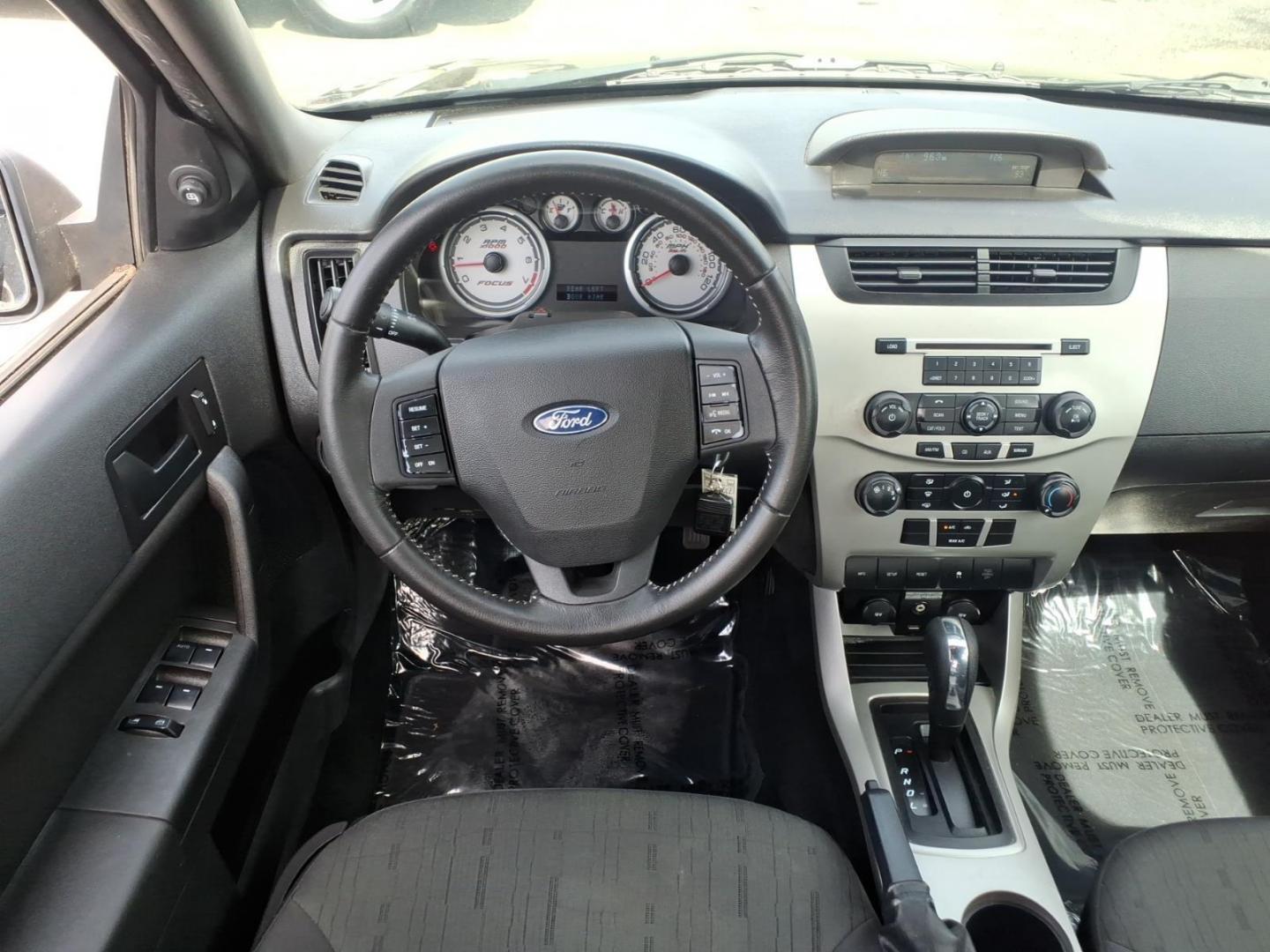 2011 Black Ford Focus SE (1FAHP3FN6BW) with an 2.0L 4 Cylinder Sequential-Port F.I. engine, Automatic transmission, located at 50 Eastern Blvd., Essex, MD, 21221, (410) 686-3444, 39.304367, -76.484947 - Photo#11