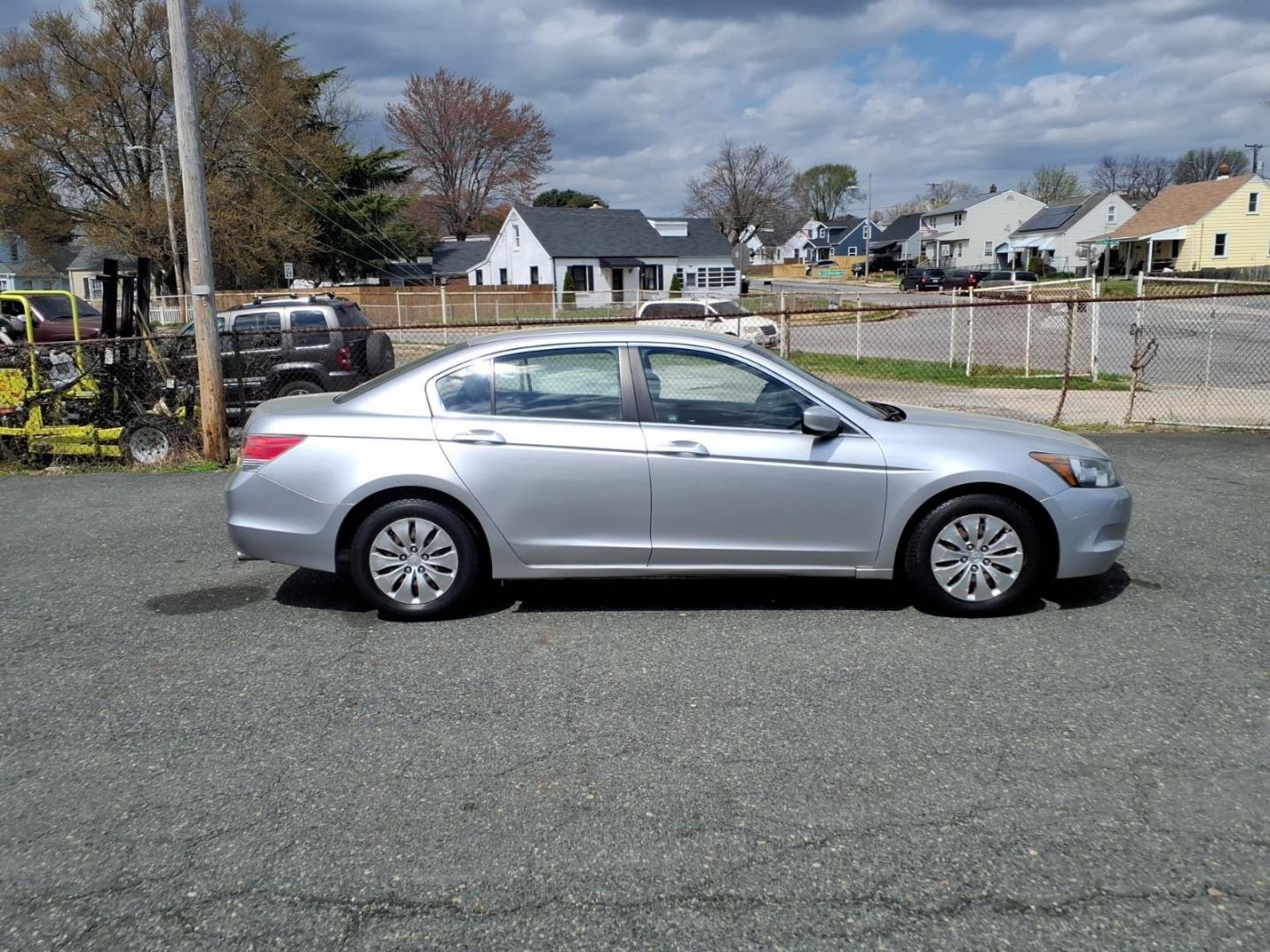 2010 Silver Honda Accord LX (1HGCP2F30AA) with an 2.4L 2.4L I4 177hp 161ft. lbs. Sequential-Port F.I. engine, 5-Speed Automatic transmission, located at 50 Eastern Blvd., Essex, MD, 21221, (410) 686-3444, 39.304367, -76.484947 - Photo#5