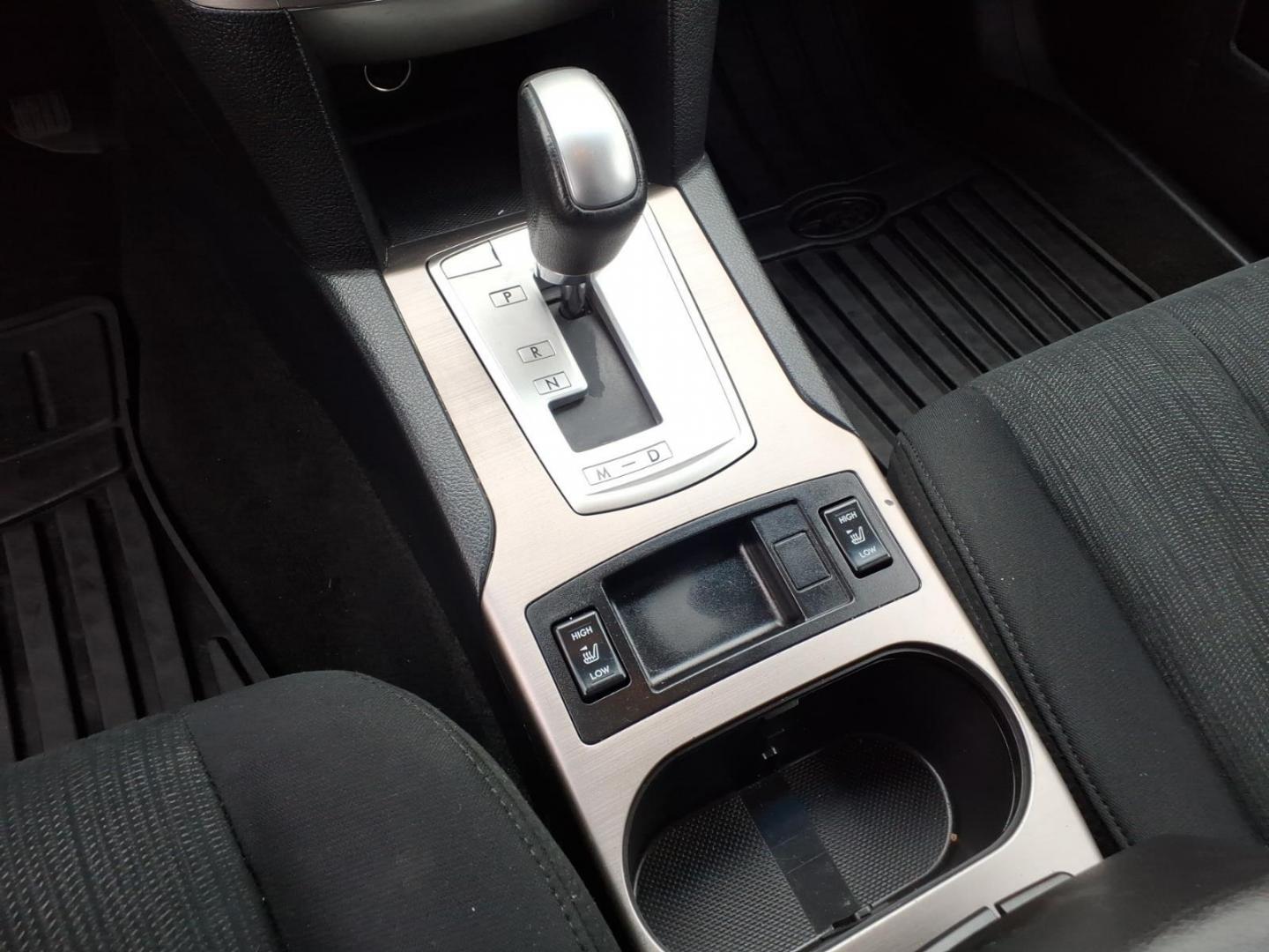 2013 Twilight Blue Metallic Tbm Subaru Outback 2.5i Premium (4S4BRBGCXD3) with an 2.5L 2.5L H4 173hp 174ft. lbs. Sequential-Port F.I. engine, CVT transmission, located at 50 Eastern Blvd., Essex, MD, 21221, (410) 686-3444, 39.304367, -76.484947 - Photo#23