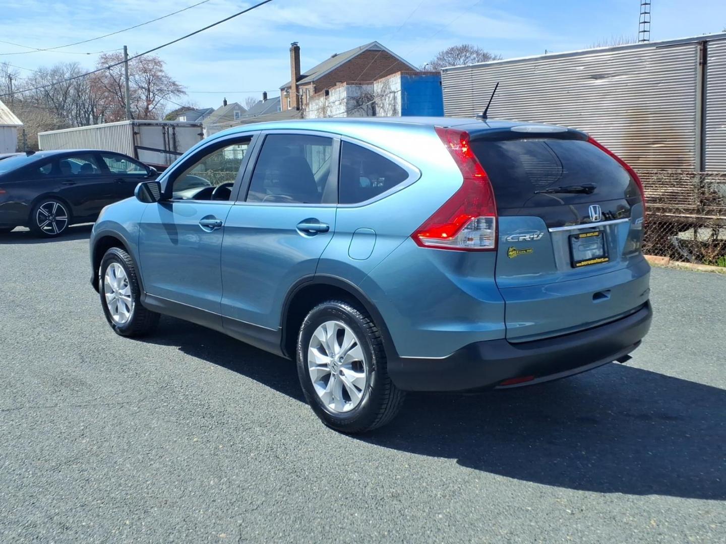2013 Blue Honda CR-V EX (5J6RM4H53DL) with an 2.4L 2.4L I4 185hp 163ft. lbs. Sequential-Port F.I. engine, 5-Speed Automatic transmission, located at 50 Eastern Blvd., Essex, MD, 21221, (410) 686-3444, 39.304367, -76.484947 - Photo#2