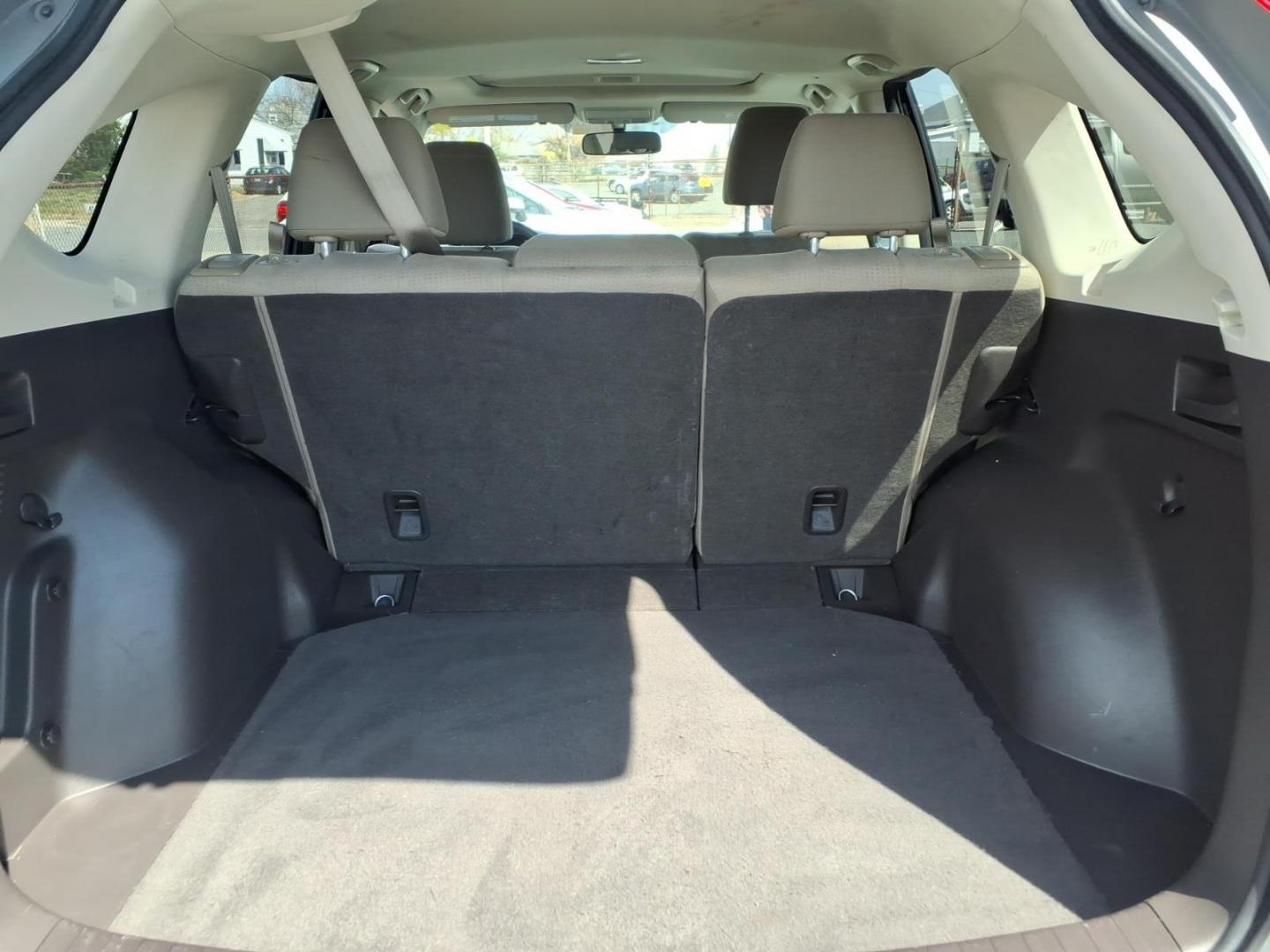 2013 Blue Honda CR-V EX (5J6RM4H53DL) with an 2.4L 2.4L I4 185hp 163ft. lbs. Sequential-Port F.I. engine, 5-Speed Automatic transmission, located at 50 Eastern Blvd., Essex, MD, 21221, (410) 686-3444, 39.304367, -76.484947 - Photo#14