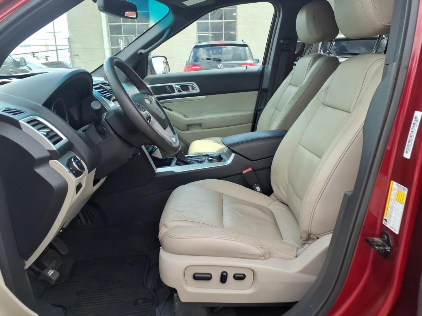 2014 Red Ford Explorer XLT (1FM5K8D88EG) with an 3.5L 3.5L V6 290hp 255ft. lbs. Sequential-Port F.I. engine, 6-Speed Shiftable Automatic transmission, located at 50 Eastern Blvd., Essex, MD, 21221, (410) 686-3444, 39.304367, -76.484947 - Photo#7