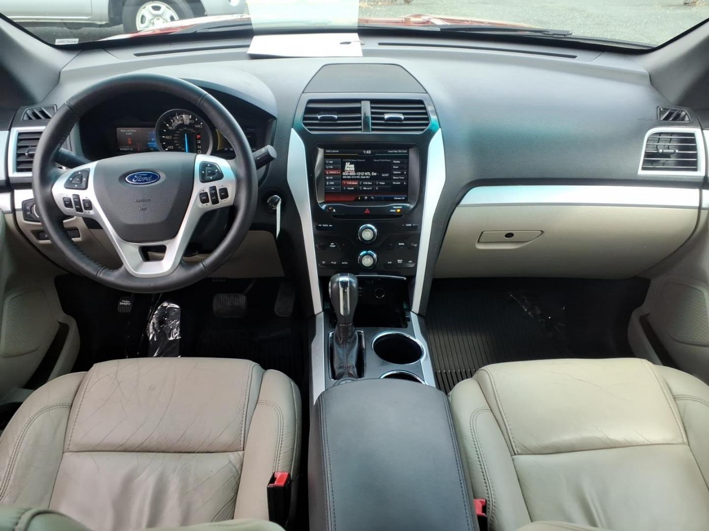 2014 Red Ford Explorer XLT (1FM5K8D88EG) with an 3.5L 3.5L V6 290hp 255ft. lbs. Sequential-Port F.I. engine, 6-Speed Shiftable Automatic transmission, located at 50 Eastern Blvd., Essex, MD, 21221, (410) 686-3444, 39.304367, -76.484947 - Photo#17
