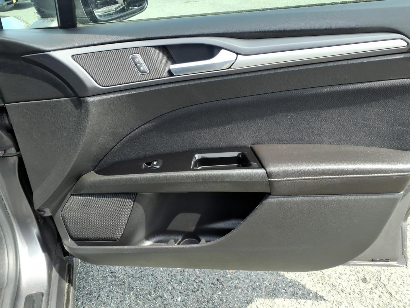 2013 Gray Ford Fusion Hybrid SE (3FA6P0LU0DR) with an 2.0L 4 Cylinder Sequential-Port F.I. engine, 4CYL transmission, located at 50 Eastern Blvd., Essex, MD, 21221, (410) 686-3444, 39.304367, -76.484947 - Photo#15