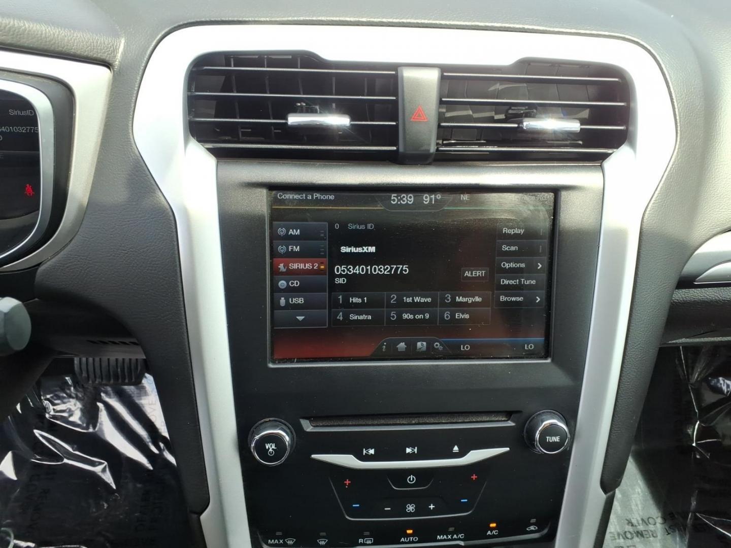 2013 Gray Ford Fusion Hybrid SE (3FA6P0LU0DR) with an 2.0L 4 Cylinder Sequential-Port F.I. engine, 4CYL transmission, located at 50 Eastern Blvd., Essex, MD, 21221, (410) 686-3444, 39.304367, -76.484947 - Photo#16