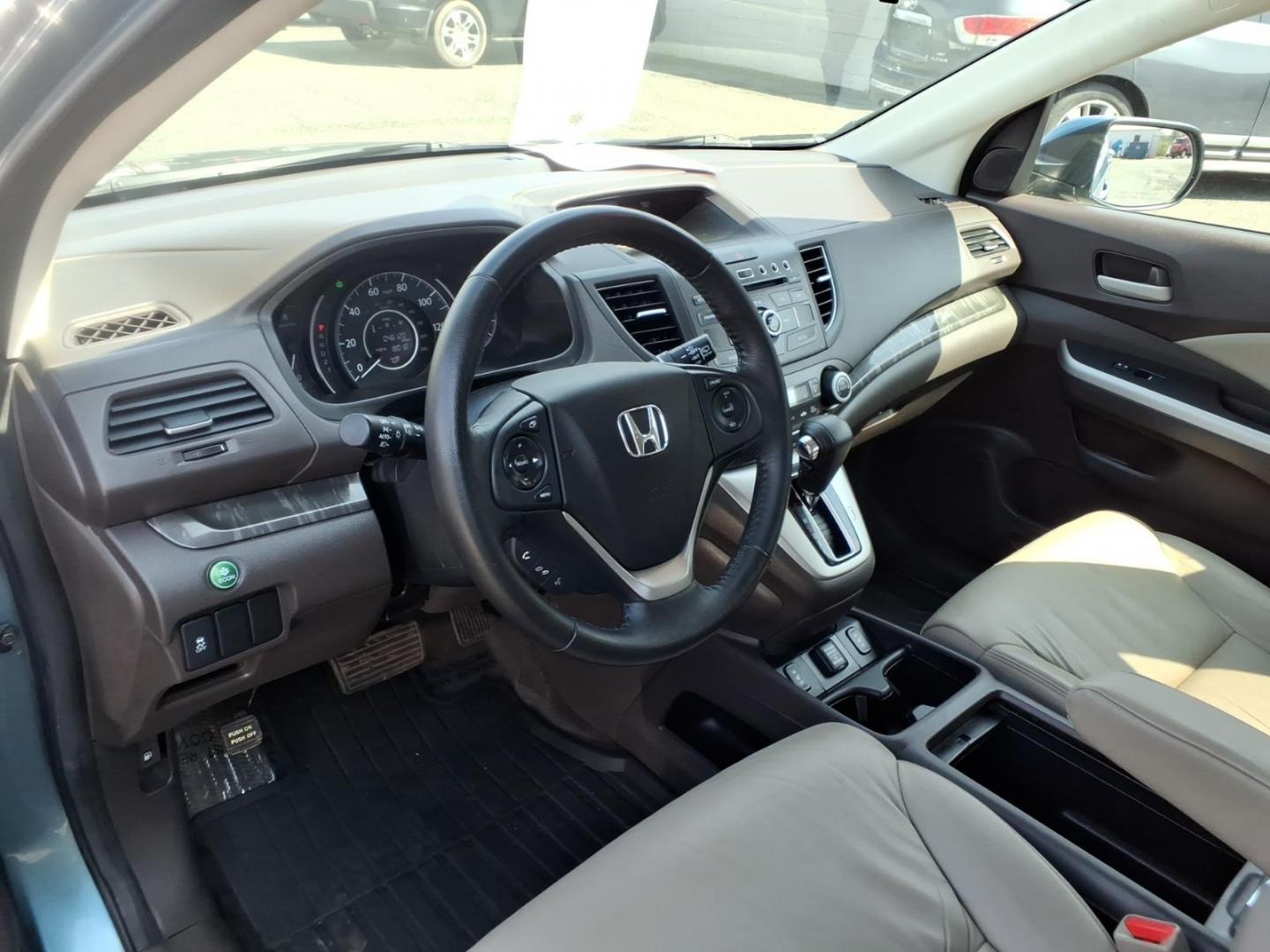 2013 Green Honda CR-V EX-L w/DVD (5J6RM4H75DL) with an 2.4L 2.4L I4 185hp 163ft. lbs. Sequential-Port F.I. engine, 5-Speed Automatic transmission, located at 50 Eastern Blvd., Essex, MD, 21221, (410) 686-3444, 39.304367, -76.484947 - Photo#7