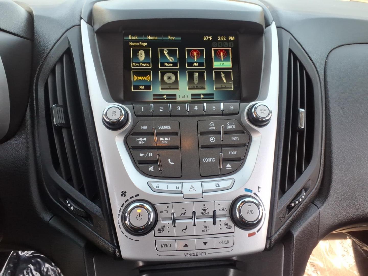 2012 Black Gba Chevrolet Equinox LT (2GNALPEK3C6) with an 2.4L 4 Cylinder Sequential Fuel Injection engine, 4CYL transmission, located at 50 Eastern Blvd., Essex, MD, 21221, (410) 686-3444, 39.304367, -76.484947 - Photo#15