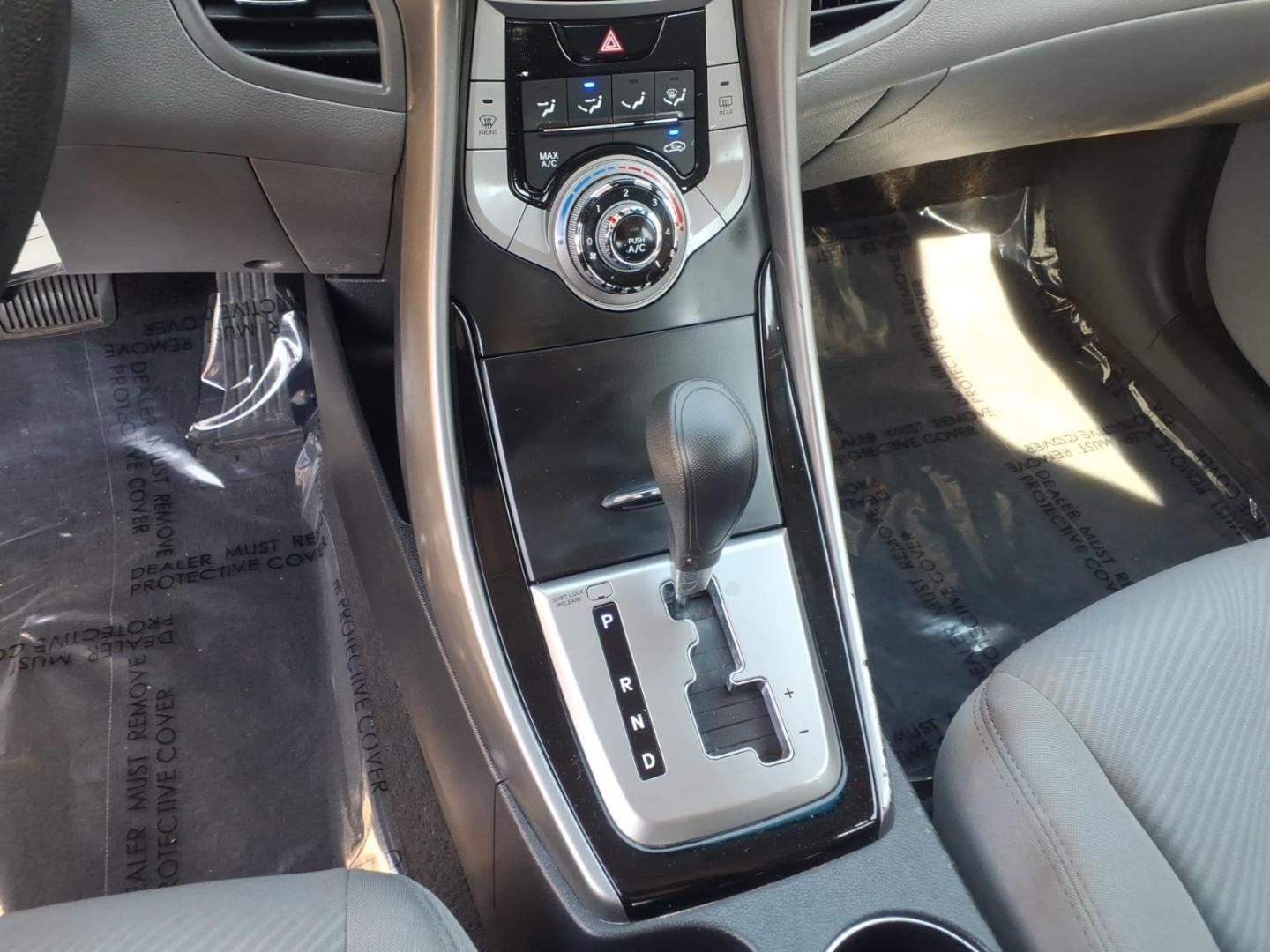 2013 Silver Hyundai ELANTRA GLS (KMHDH4AE5DU) with an 1.8L 4 Cylinder Sequential Fuel Injection engine, Automatic transmission, located at 50 Eastern Blvd., Essex, MD, 21221, (410) 686-3444, 39.304367, -76.484947 - Photo#18