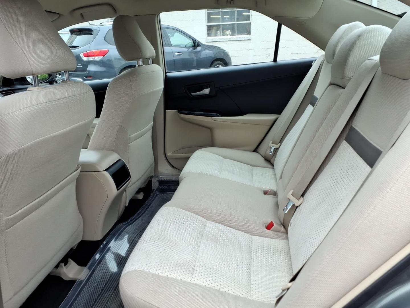 2014 Green Toyota Camry (4T4BF1FK3ER) with an 2.5L 4 Cylinder Sequential-Port F.I. engine, Automatic transmission, located at 50 Eastern Blvd., Essex, MD, 21221, (410) 686-3444, 39.304367, -76.484947 - Photo#9