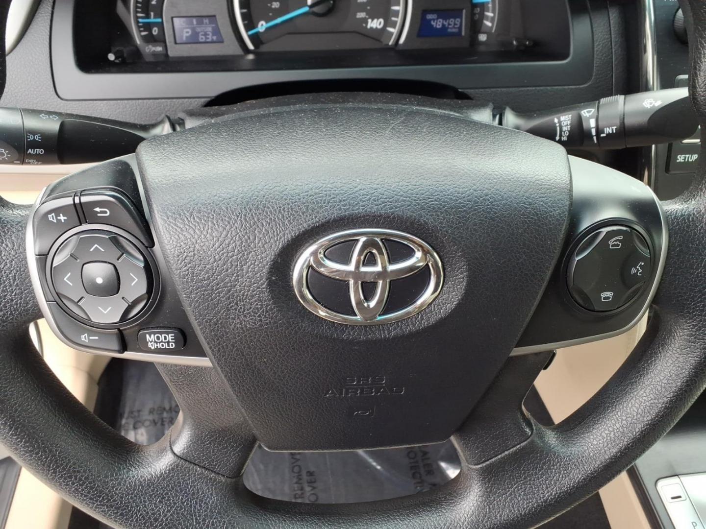 2014 Green Toyota Camry (4T4BF1FK3ER) with an 2.5L 4 Cylinder Sequential-Port F.I. engine, Automatic transmission, located at 50 Eastern Blvd., Essex, MD, 21221, (410) 686-3444, 39.304367, -76.484947 - Photo#19