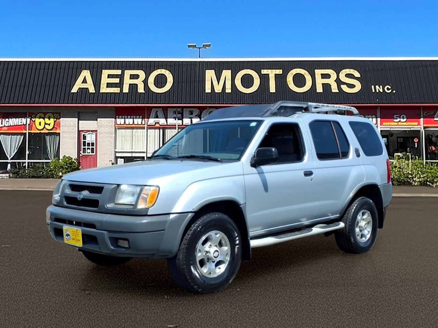 2001 Silver Nissan Xterra SE (5N1ED28T71C) with an 3.3L 6 Cylinder Fuel Injected engine, Automatic transmission, located at 50 Eastern Blvd., Essex, MD, 21221, (410) 686-3444, 39.304367, -76.484947 - Photo#0
