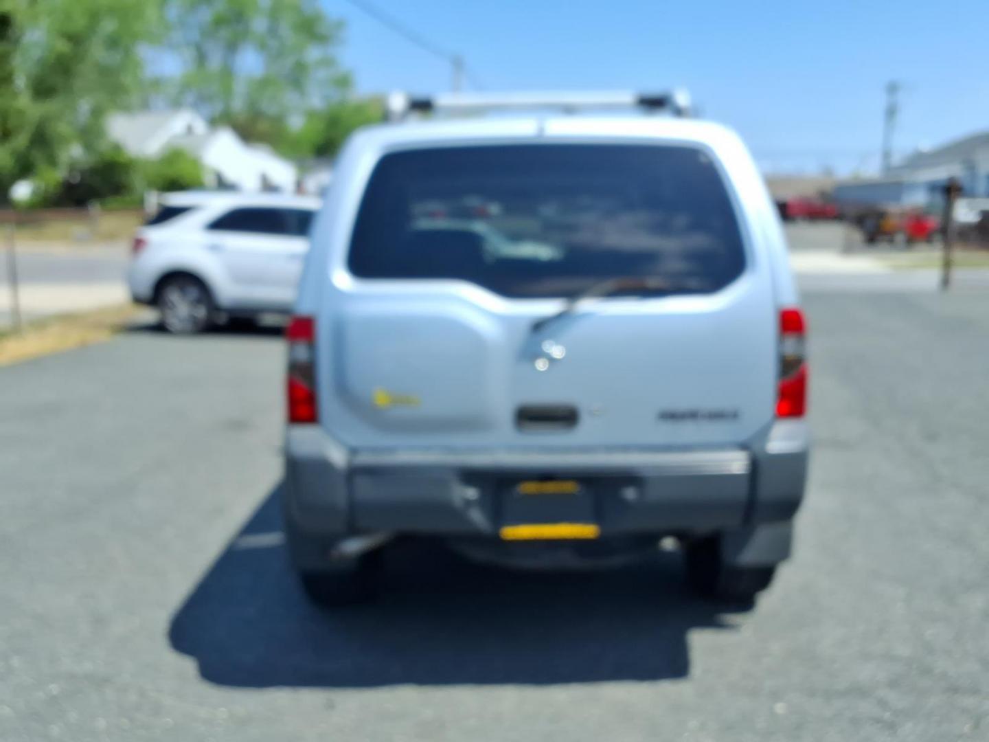 2001 Silver Nissan Xterra SE (5N1ED28T71C) with an 3.3L 6 Cylinder Fuel Injected engine, Automatic transmission, located at 50 Eastern Blvd., Essex, MD, 21221, (410) 686-3444, 39.304367, -76.484947 - Photo#3