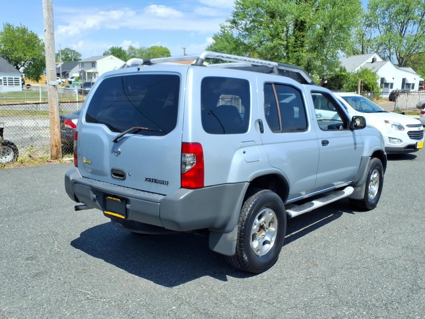 2001 Silver Nissan Xterra SE (5N1ED28T71C) with an 3.3L 6 Cylinder Fuel Injected engine, Automatic transmission, located at 50 Eastern Blvd., Essex, MD, 21221, (410) 686-3444, 39.304367, -76.484947 - Photo#5