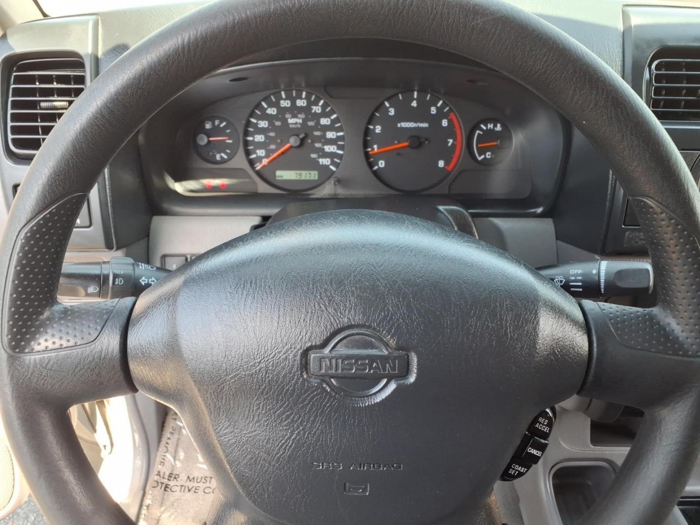 2001 Silver Nissan Xterra SE (5N1ED28T71C) with an 3.3L 6 Cylinder Fuel Injected engine, Automatic transmission, located at 50 Eastern Blvd., Essex, MD, 21221, (410) 686-3444, 39.304367, -76.484947 - Photo#19