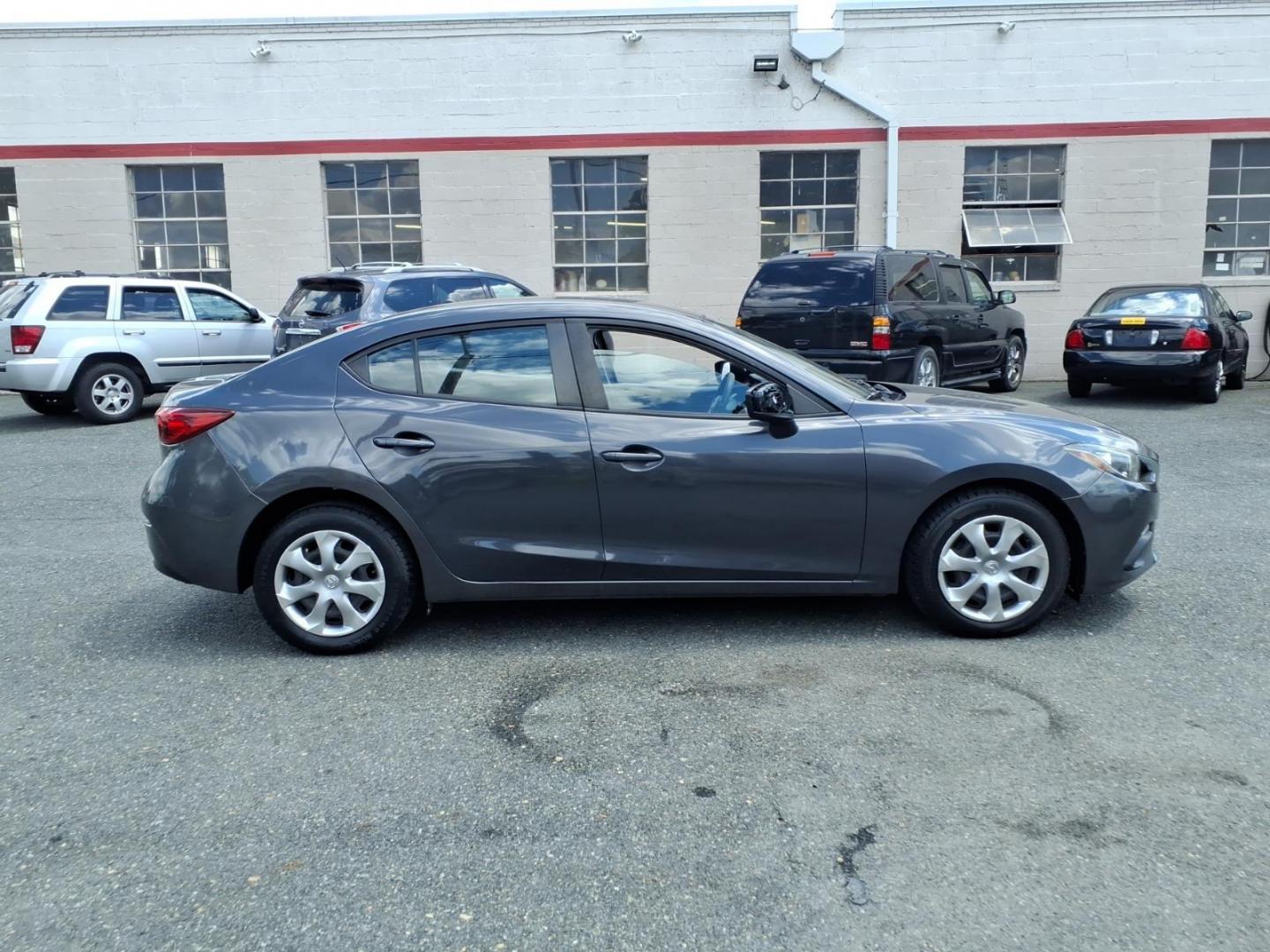 2014 Blue Mazda Mazda3 i Sport (JM1BM1U7XE1) with an 2.0L 4 Cylinder Fuel Injected engine, Automatic transmission, located at 50 Eastern Blvd., Essex, MD, 21221, (410) 686-3444, 39.304367, -76.484947- Photo#4