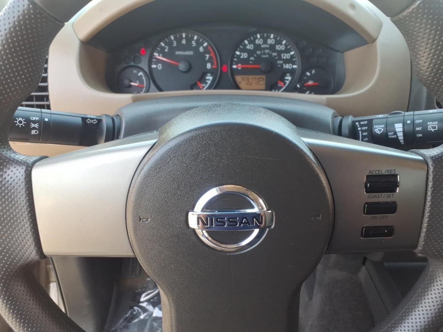 2005 Brown Nissan Xterra SE (5N1AN08U55C) with an 4.0L 4.0L NA V6 double overhead cam (DOHC) 24V Fuel Injected engine, 5-Speed Automatic transmission, located at 50 Eastern Blvd., Essex, MD, 21221, (410) 686-3444, 39.304367, -76.484947 - Photo#18