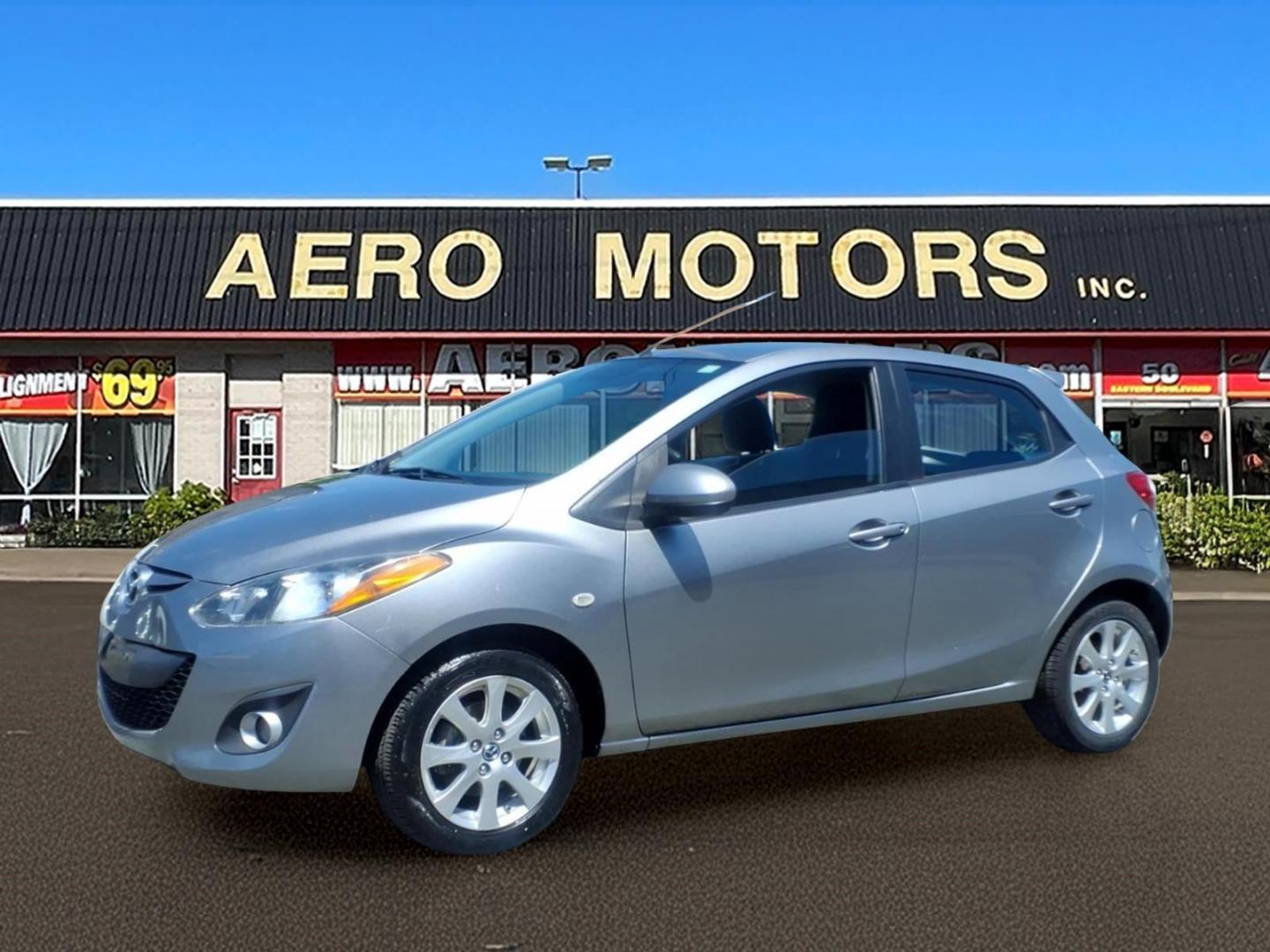 2014 Mazda Mazda2 Touring 5-Door Auto's photo