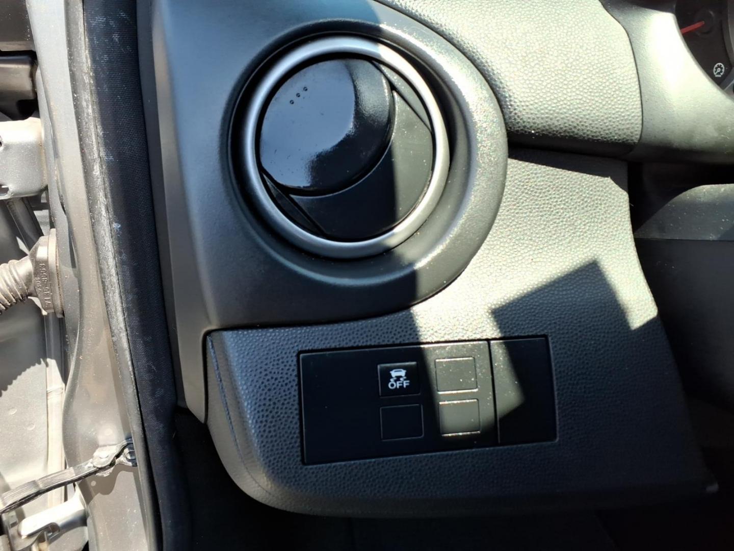 2014 Gray Mazda Mazda2 Touring (JM1DE1LZ4E0) with an 1.5L 4 Cylinder Sequential-Port F.I. engine, Automatic transmission, located at 50 Eastern Blvd., Essex, MD, 21221, (410) 686-3444, 39.304367, -76.484947 - Photo#16