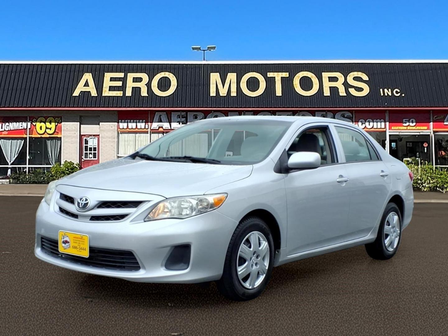 2013 Classic Silver Metallic Toyota Corolla S (2T1BU4EE0DC) with an 1.8L 1.8L I4 132hp 128ft. lbs. Sequential-Port F.I. engine, 4-Speed Automatic transmission, located at 50 Eastern Blvd., Essex, MD, 21221, (410) 686-3444, 39.304367, -76.484947 - Photo#0