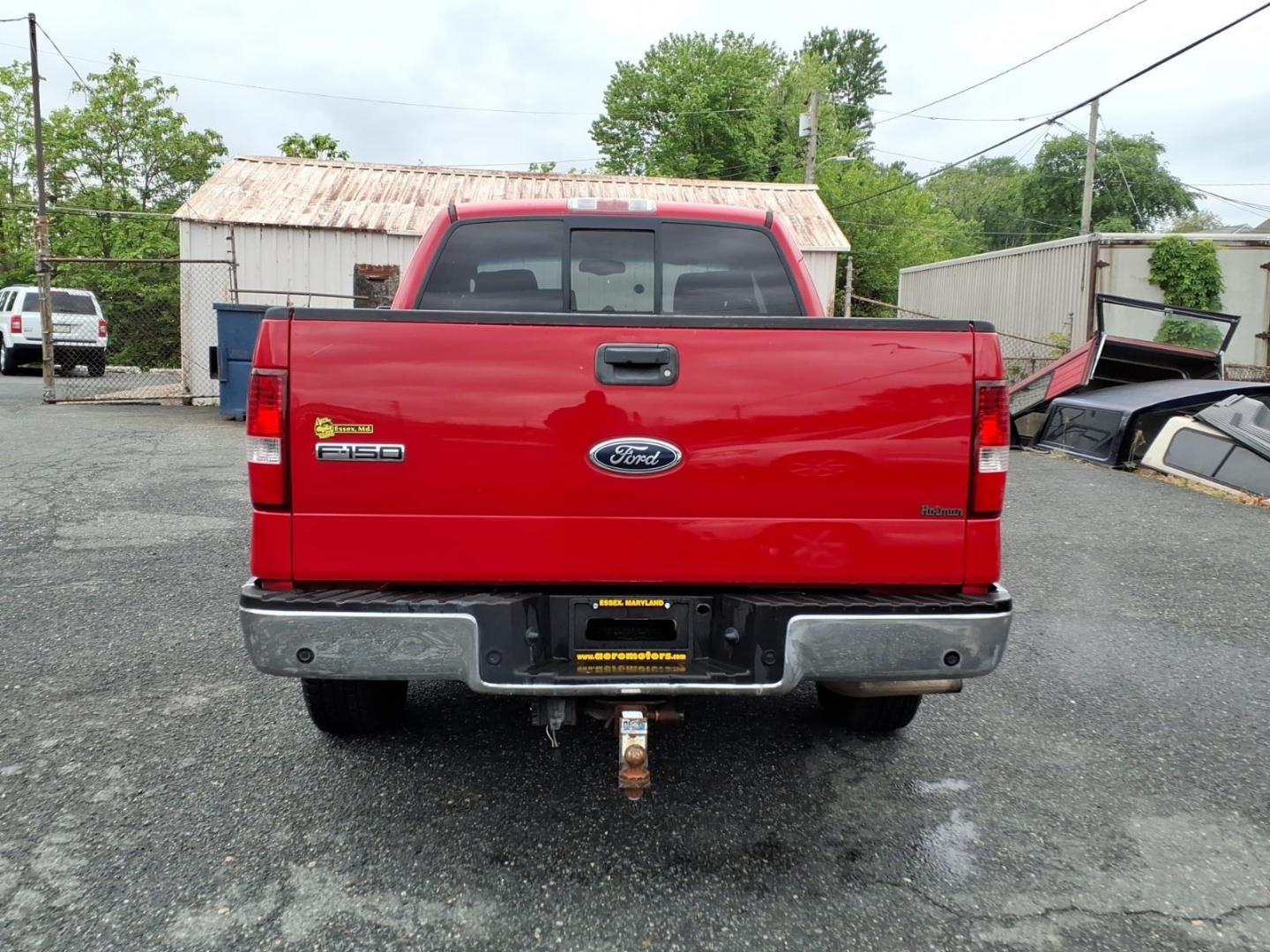 2005 Red Ford F-150 XLT (1FTPX12525N) with an 5.4L Triton 5.4L V8 300hp 365ft. lbs. Sequential-Port F.I. engine, 4-Speed Automatic transmission, located at 50 Eastern Blvd., Essex, MD, 21221, (410) 686-3444, 39.304367, -76.484947 - Photo#3