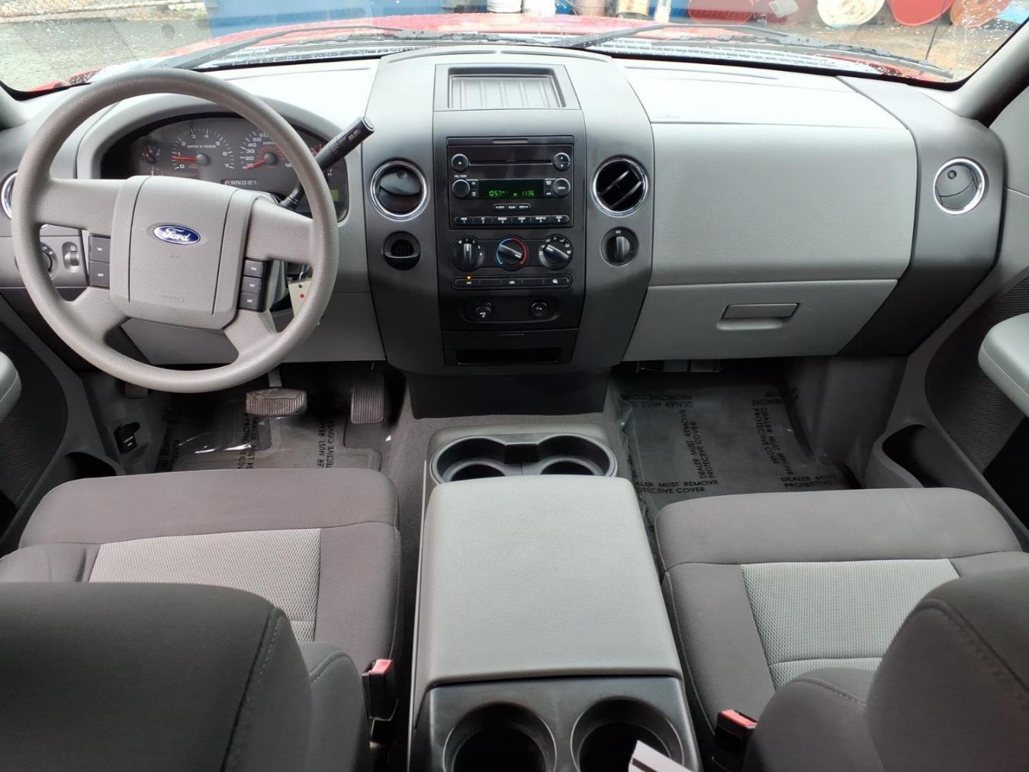 2005 Red Ford F-150 XLT (1FTPX12525N) with an 5.4L Triton 5.4L V8 300hp 365ft. lbs. Sequential-Port F.I. engine, 4-Speed Automatic transmission, located at 50 Eastern Blvd., Essex, MD, 21221, (410) 686-3444, 39.304367, -76.484947 - Photo#13