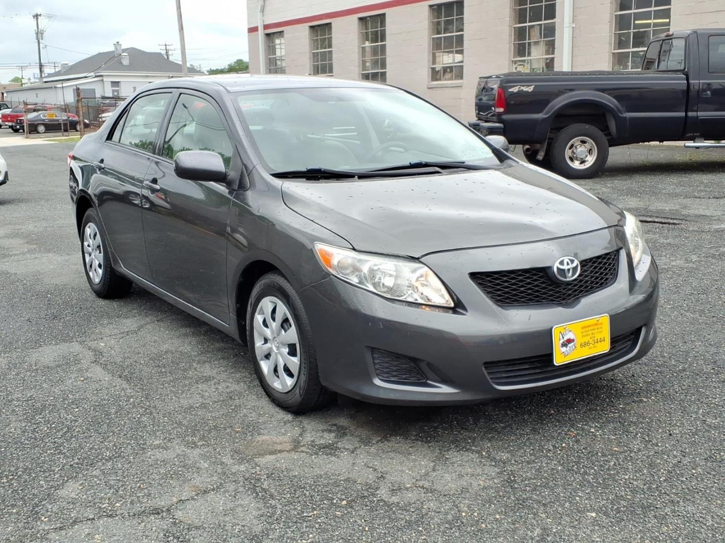 2009 Gray Toyota Corolla LE (2T1BU40E19C) with an 1.8L 1.8L I4 132hp 128ft. lbs. Sequential Fuel Injection engine, 4-Speed Automatic transmission, located at 50 Eastern Blvd., Essex, MD, 21221, (410) 686-3444, 39.304367, -76.484947 - Photo#6