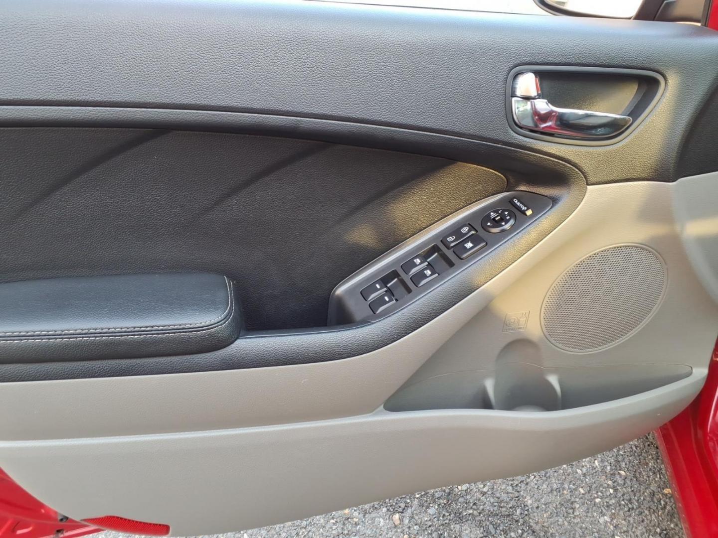 2015 Red Kia Forte EX (KNAFX4A8XF5) with an 2.0L 4 Cylinder Fuel Injected engine, 4CYL transmission, located at 50 Eastern Blvd., Essex, MD, 21221, (410) 686-3444, 39.304367, -76.484947 - Photo#9