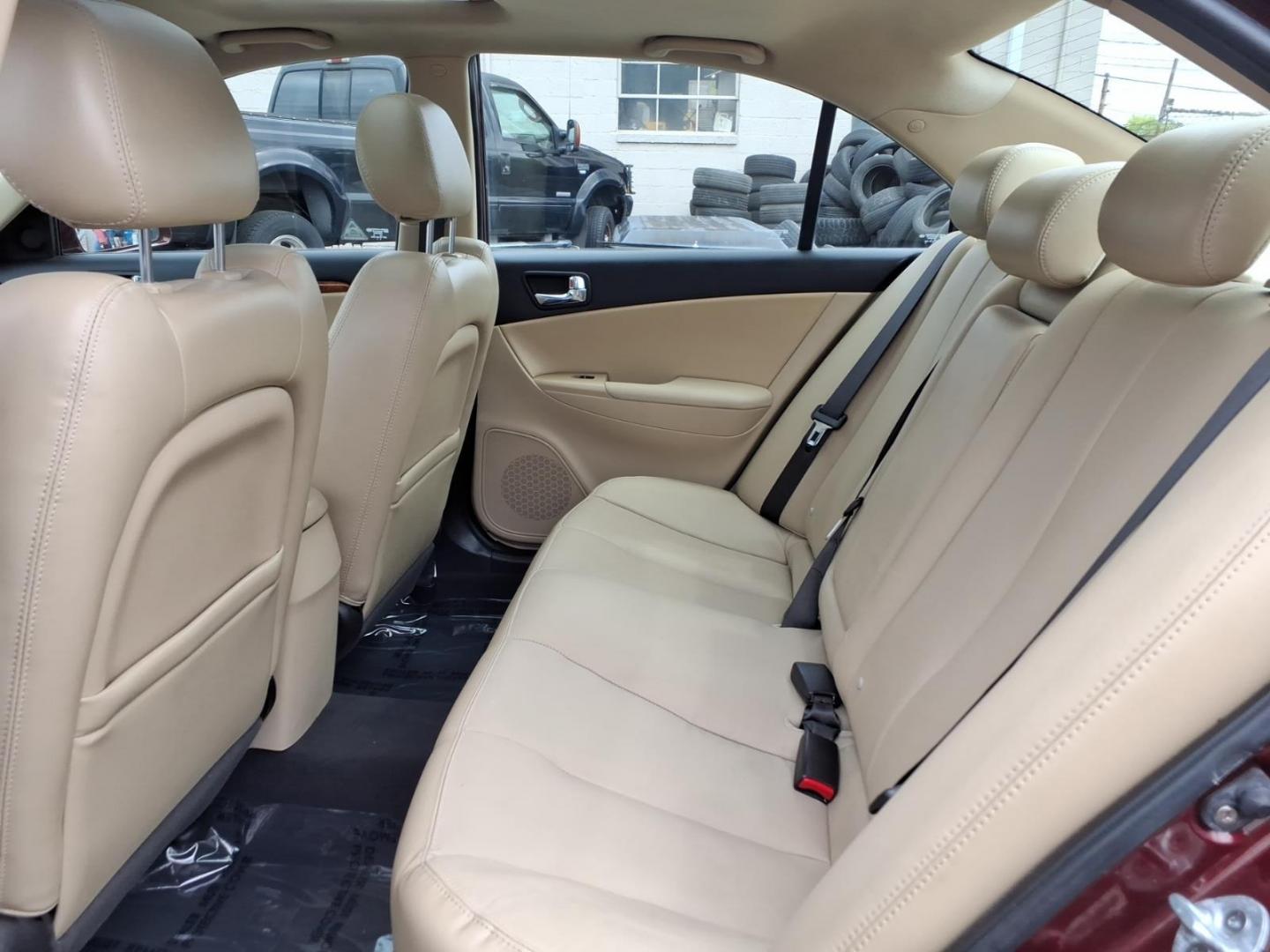 2009 Burg Hyundai SONATA Limited V6 (5NPEU46F79H) with an 3.3L 6 Cylinder Fuel Injected engine, ATV6 transmission, located at 50 Eastern Blvd., Essex, MD, 21221, (410) 686-3444, 39.304367, -76.484947 - Photo#10