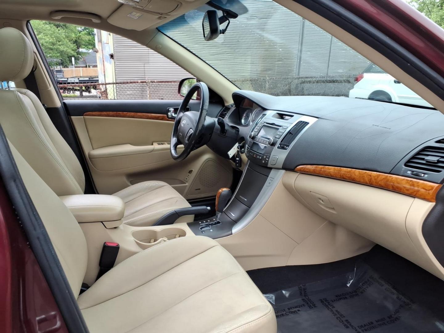 2009 Burg Hyundai SONATA Limited V6 (5NPEU46F79H) with an 3.3L 6 Cylinder Fuel Injected engine, ATV6 transmission, located at 50 Eastern Blvd., Essex, MD, 21221, (410) 686-3444, 39.304367, -76.484947 - Photo#12