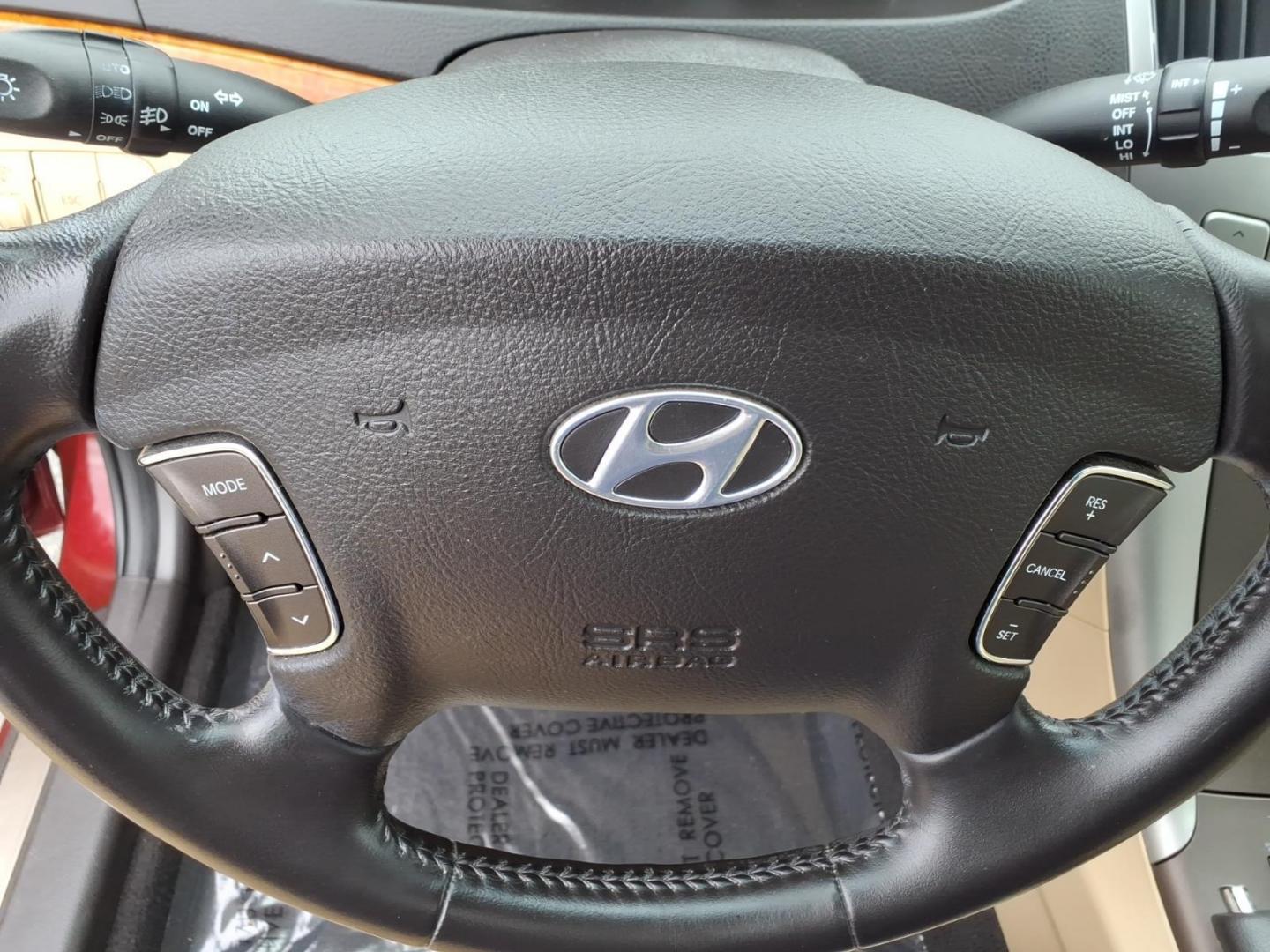 2009 Burg Hyundai SONATA Limited V6 (5NPEU46F79H) with an 3.3L 6 Cylinder Fuel Injected engine, ATV6 transmission, located at 50 Eastern Blvd., Essex, MD, 21221, (410) 686-3444, 39.304367, -76.484947 - Photo#17