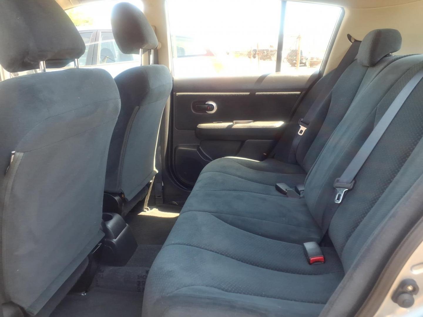 2010 Grey Nissan Versa 1.8 S (3N1BC1CP5AL) with an 1.8L 1.8L I4 122hp 127ft. lbs. Sequential-Port F.I. engine, 4-Speed Automatic transmission, located at 50 Eastern Blvd., Essex, MD, 21221, (410) 686-3444, 39.304367, -76.484947 - Photo#9