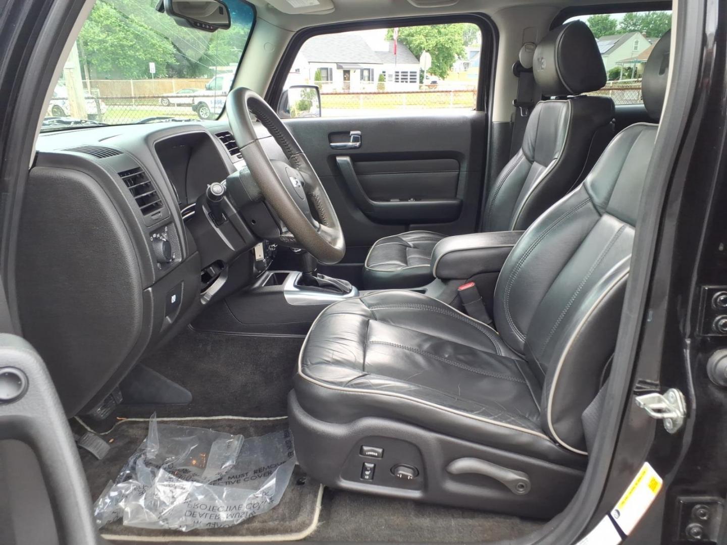 2007 Black HUMMER H3 Base (5GTDN13E378) with an 3.7L 3.7L I5 242hp 242ft. lbs. Sequential-Port F.I. engine, 4-Speed Automatic transmission, located at 50 Eastern Blvd., Essex, MD, 21221, (410) 686-3444, 39.304367, -76.484947 - Photo#6