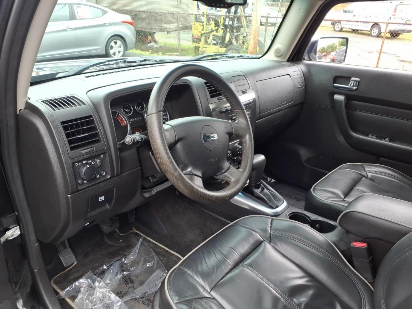 2007 Black HUMMER H3 Base (5GTDN13E378) with an 3.7L 3.7L I5 242hp 242ft. lbs. Sequential-Port F.I. engine, 4-Speed Automatic transmission, located at 50 Eastern Blvd., Essex, MD, 21221, (410) 686-3444, 39.304367, -76.484947 - Photo#7