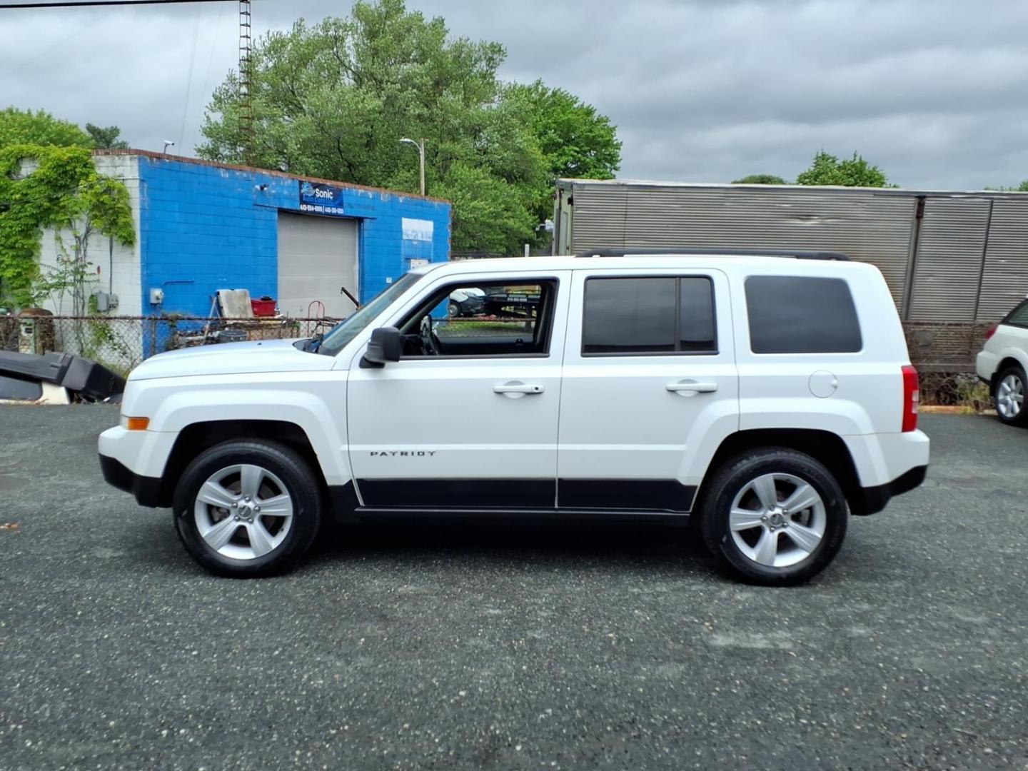 2016 White Jeep Patriot Latitude (1C4NJRFB0GD) with an 2.4L 4 Cylinder Sequential-Port F.I. engine, Automatic transmission, located at 50 Eastern Blvd., Essex, MD, 21221, (410) 686-3444, 39.304367, -76.484947 - Photo#1