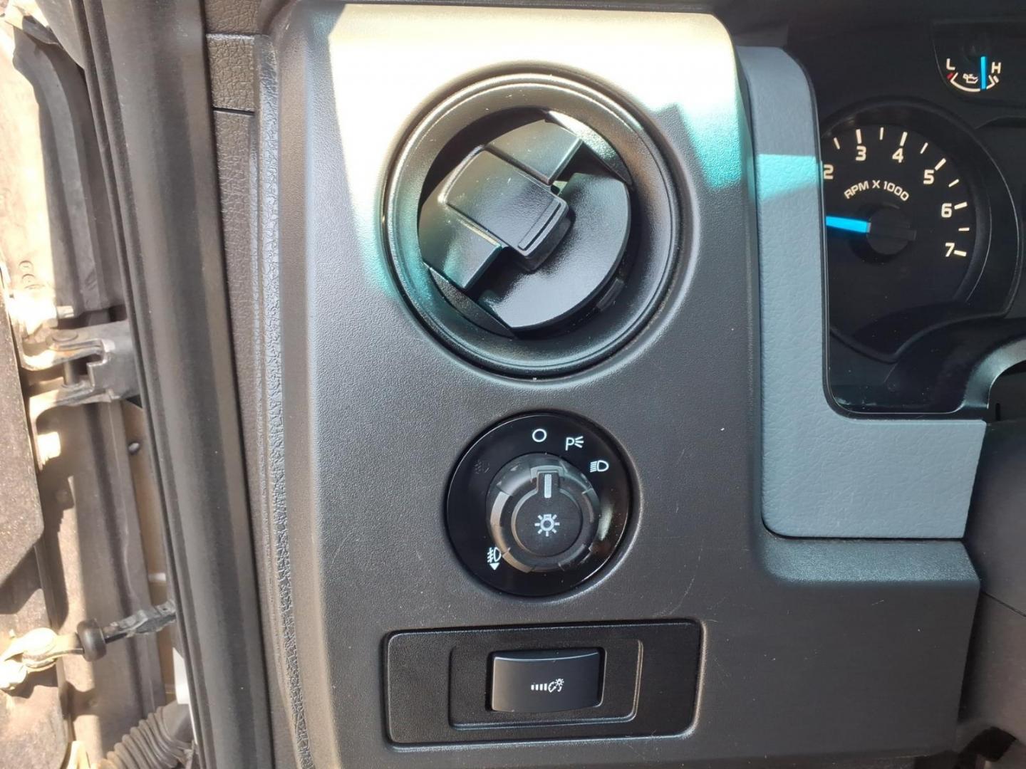 2014 Sterling Gray Metallic Ford F-150 STX (1FTFX1EF9EF) with an 5.0L 5.0L Flex Fuel V8 360hp 380ft. lbs. Sequential Multiport Fuel Injection engine, 6-Speed Automatic transmission, located at 50 Eastern Blvd., Essex, MD, 21221, (410) 686-3444, 39.304367, -76.484947 - Photo#17