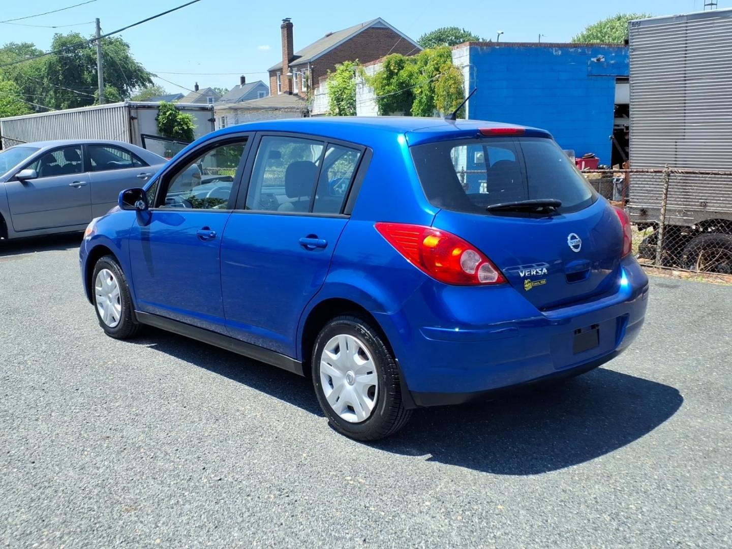 2012 Blue Nissan Versa 1.8 S (3N1BC1CPXCK) with an 1.8L 1.8L I4 122hp 127ft. lbs. Sequential-Port F.I. engine, 4-Speed Automatic transmission, located at 50 Eastern Blvd., Essex, MD, 21221, (410) 686-3444, 39.304367, -76.484947 - Photo#2