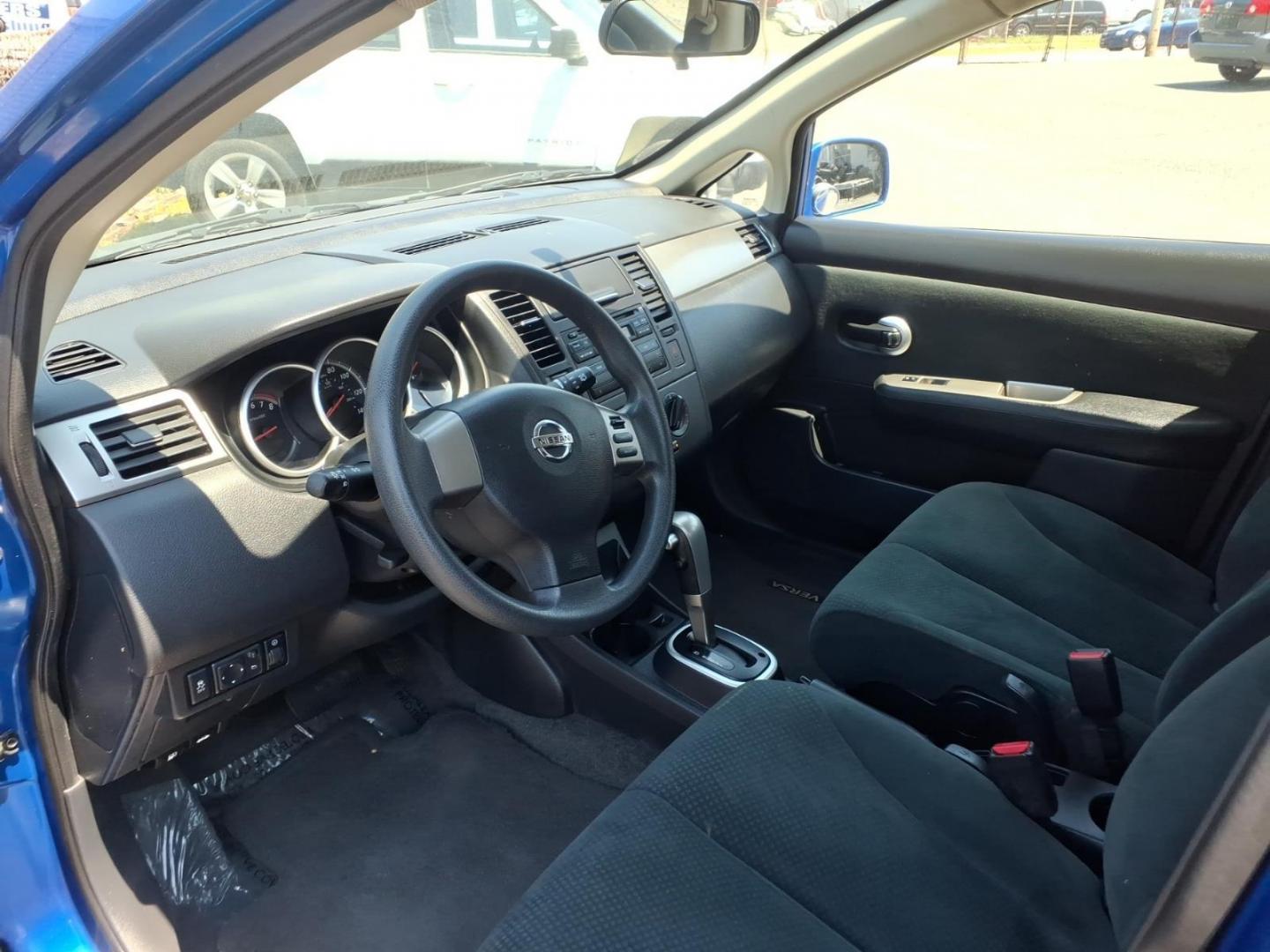 2012 Blue Nissan Versa 1.8 S (3N1BC1CPXCK) with an 1.8L 1.8L I4 122hp 127ft. lbs. Sequential-Port F.I. engine, 4-Speed Automatic transmission, located at 50 Eastern Blvd., Essex, MD, 21221, (410) 686-3444, 39.304367, -76.484947 - Photo#7